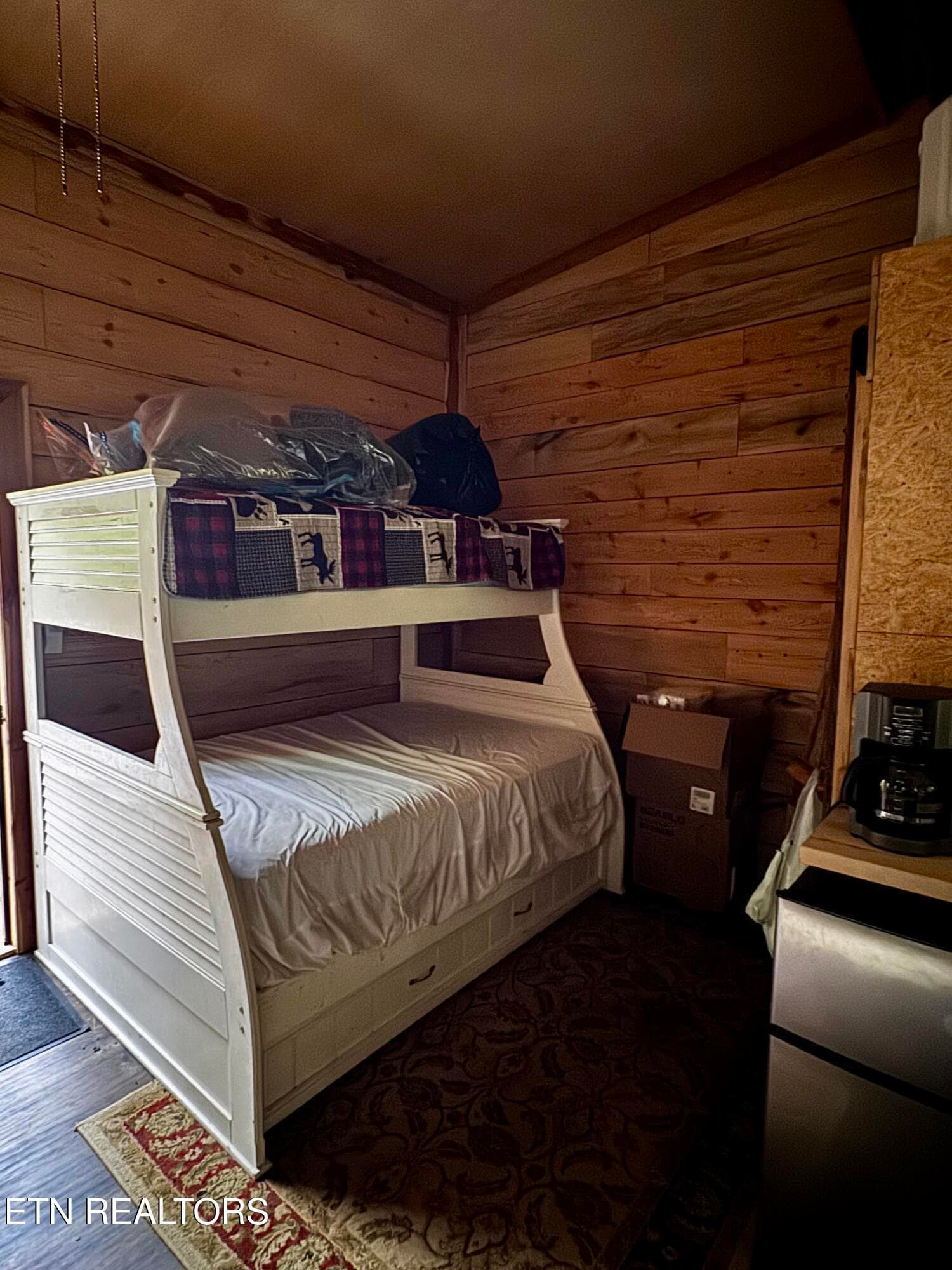 Cabin 2 - Decatur Hwy, Kingston, TN 37763