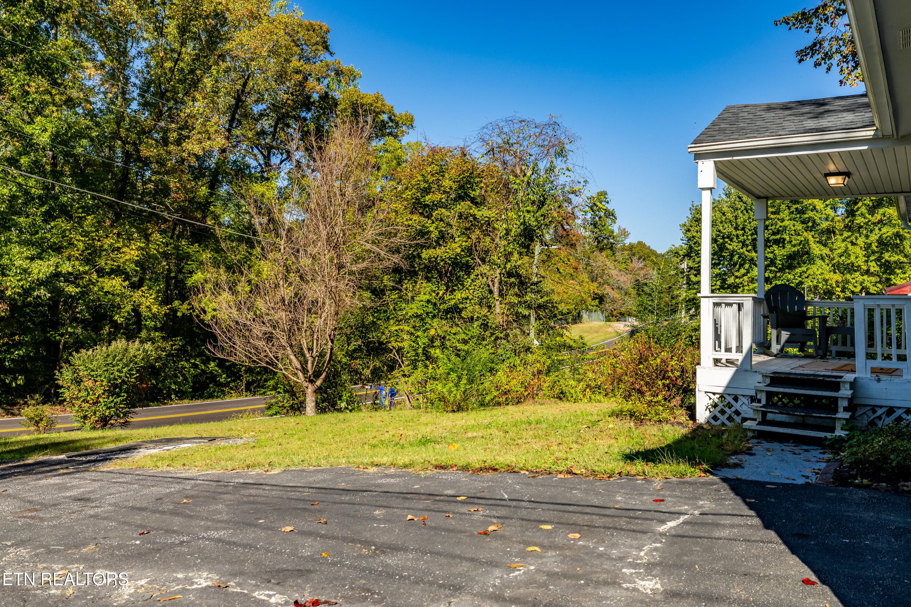 2216RifleRangeRd-32 - 2216 Rifle Range Drive, Knoxville, TN 37918, Knoxville