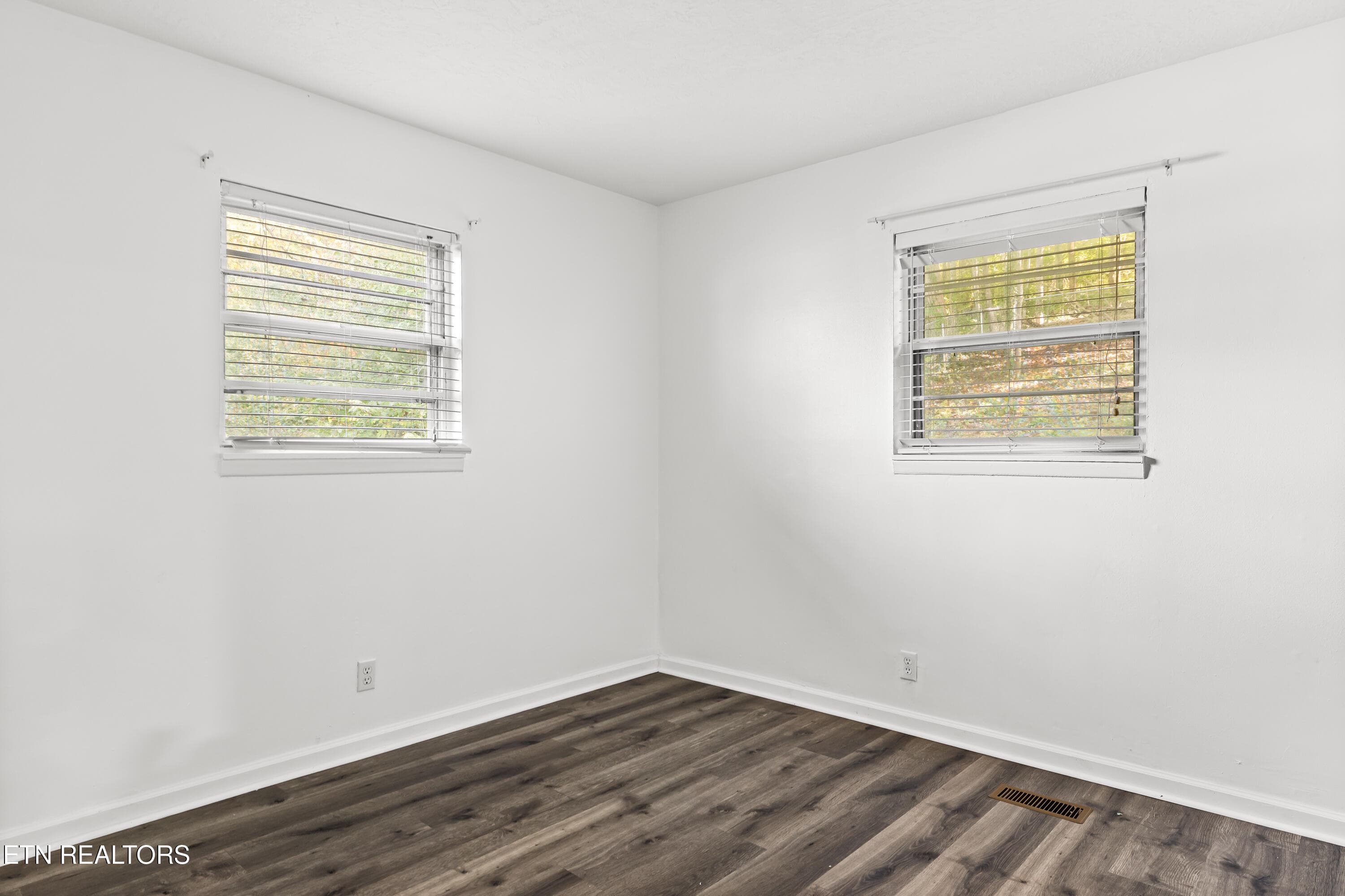 2216RifleRangeRd-15 - 2216 Rifle Range Drive, Knoxville, TN 37918, Knoxville