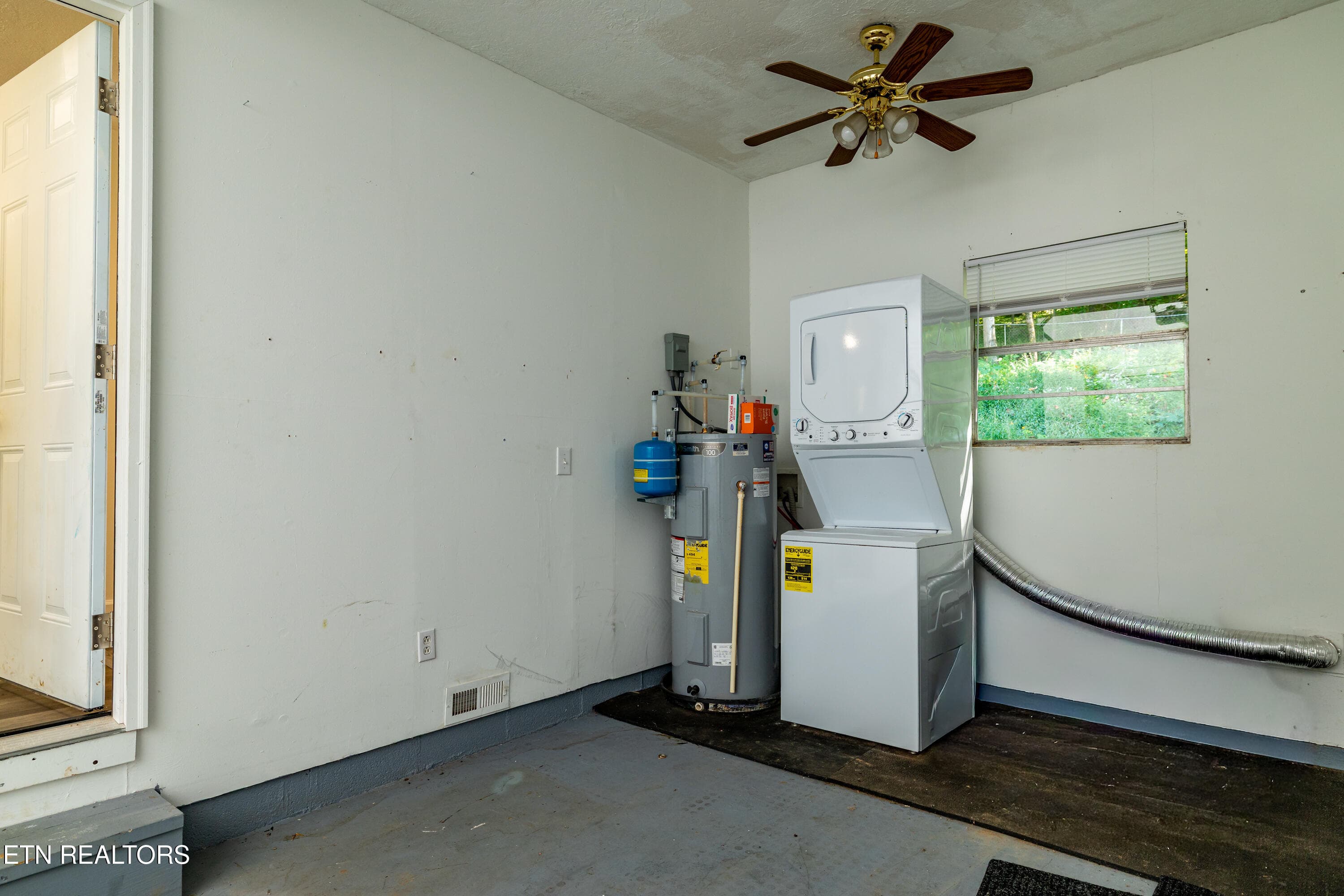 2216RifleRangeRd-7 - 2216 Rifle Range Drive, Knoxville, TN 37918, Knoxville