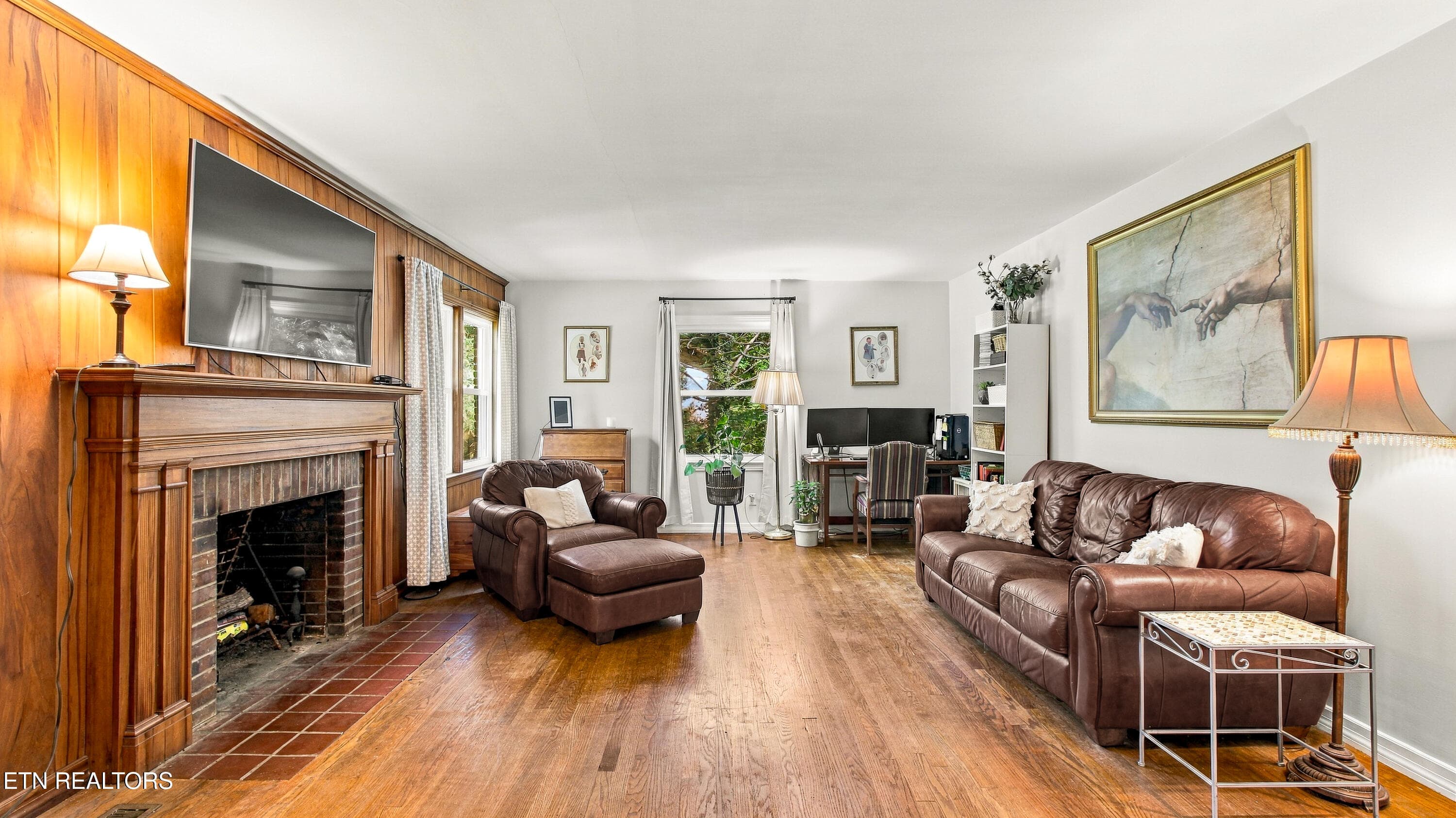 Living Room - 5801 Holston Hills Rd, Knoxville, TN 37914, Knoxville