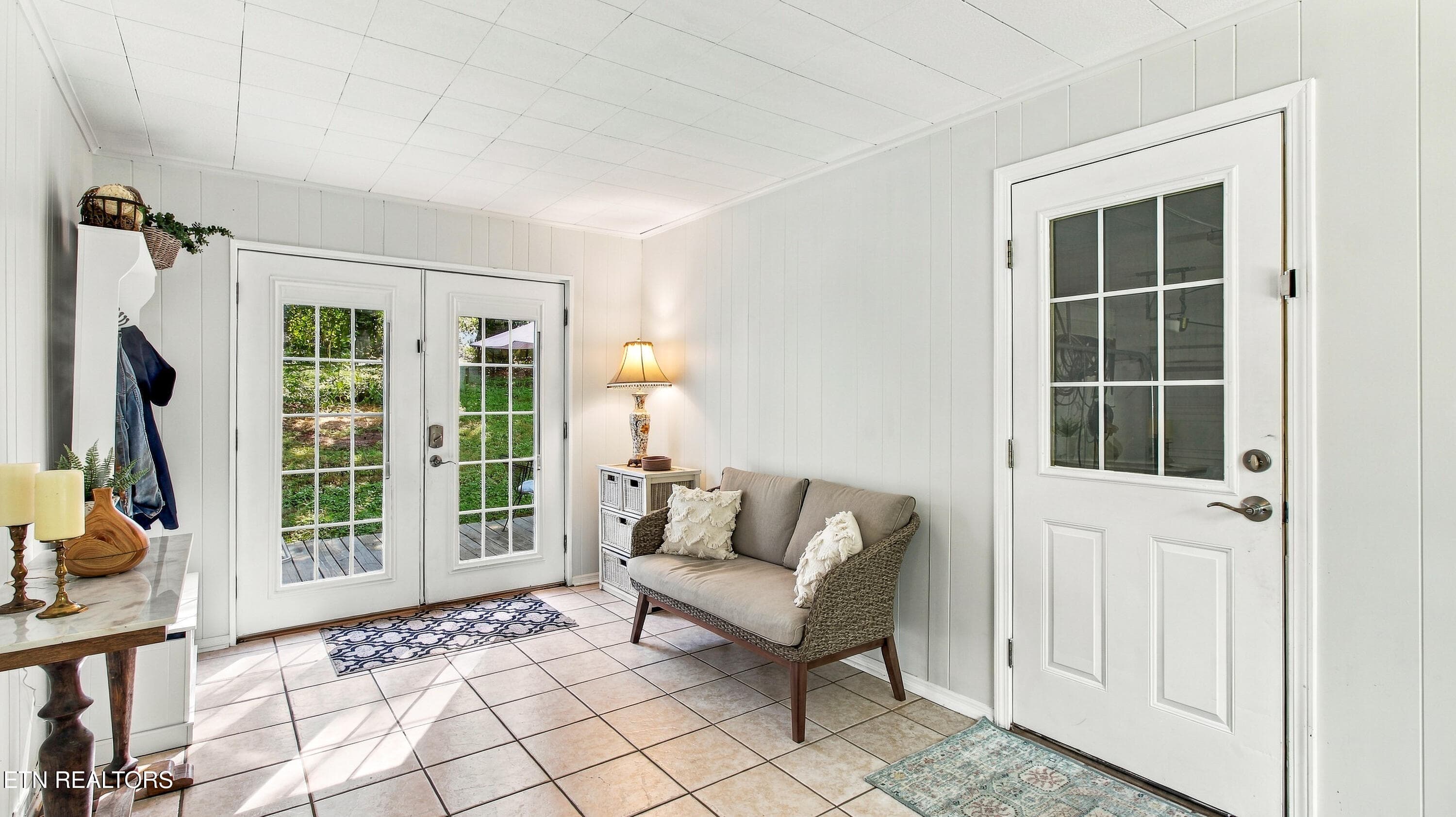 Rear Patio Exit - 5801 Holston Hills Rd, Knoxville, TN 37914, Knoxville