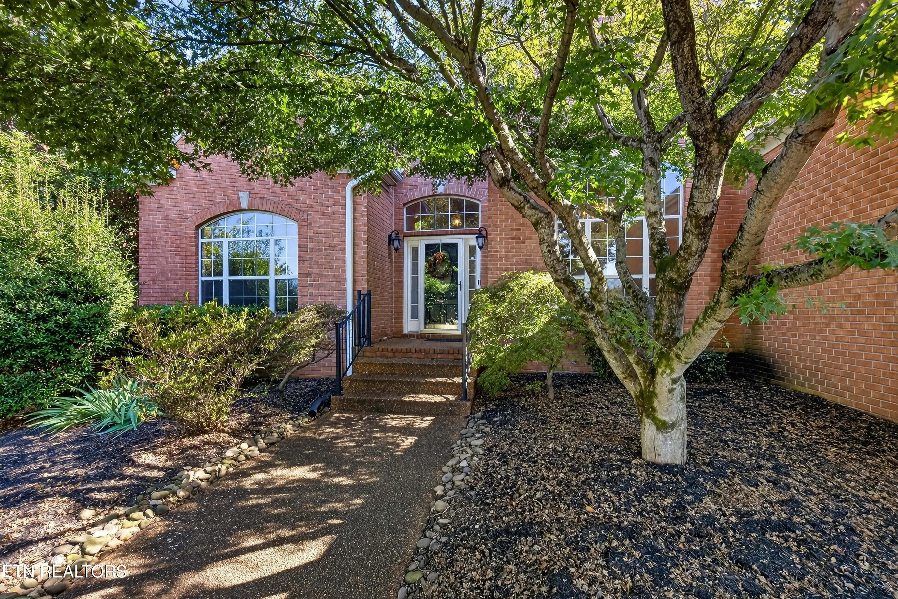 front entry - 1238 Vale View Rd, Knoxville, TN 37922, Knoxville