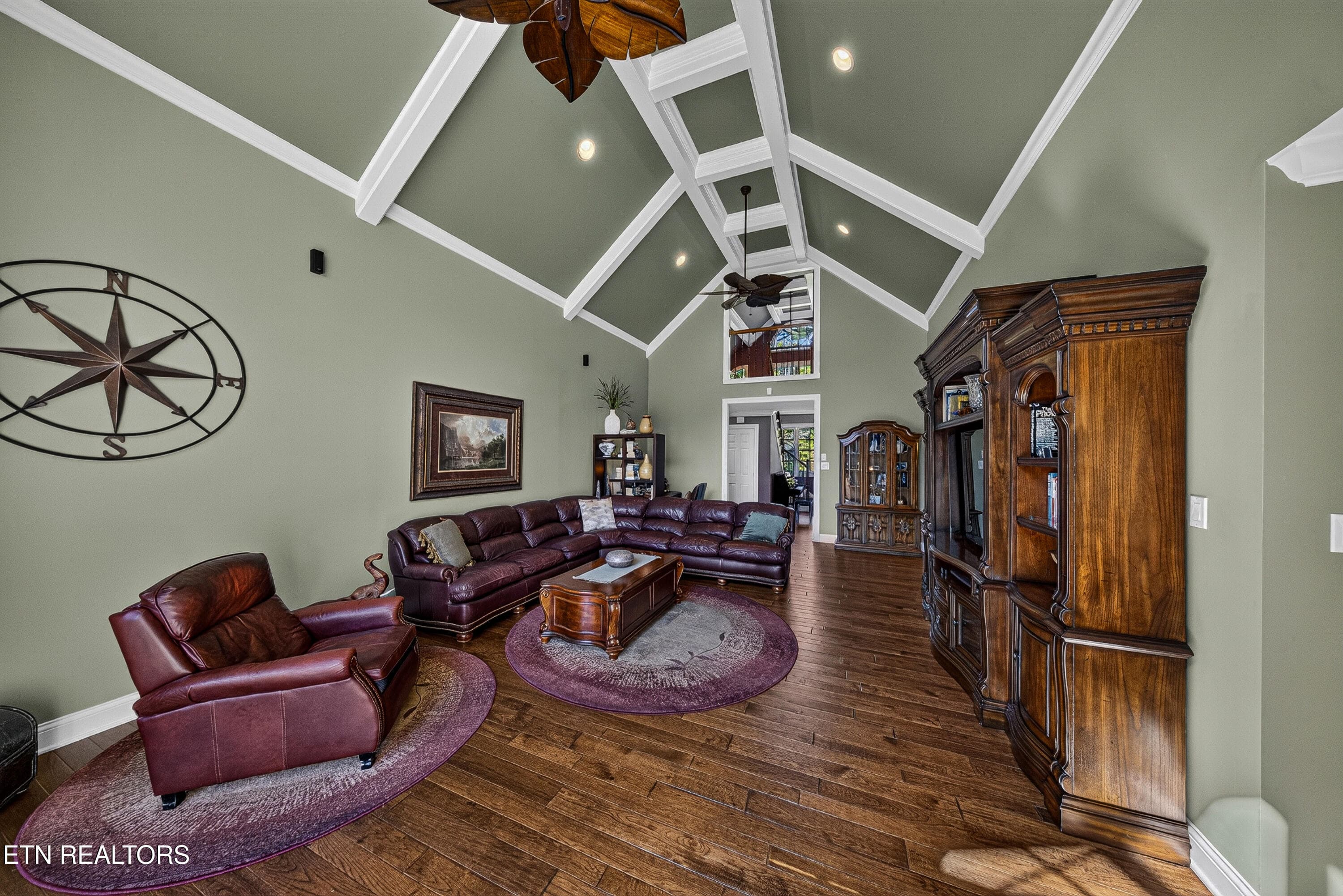 Living Room with Hardwood Floor - 10110 Loma Drive, Knoxville, TN 37922, Knoxville