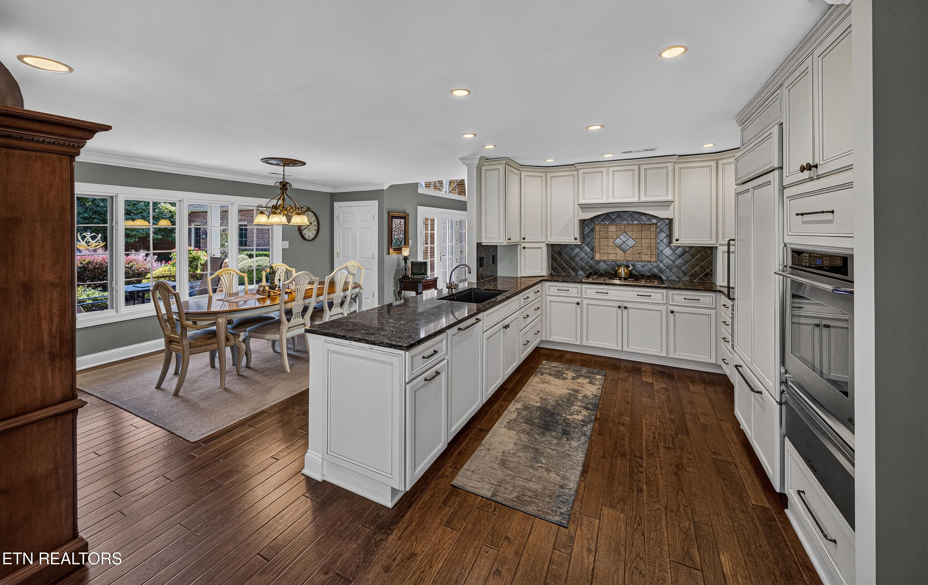 Remodeled Kitchen - 10110 Loma Drive, Knoxville, TN 37922, Knoxville