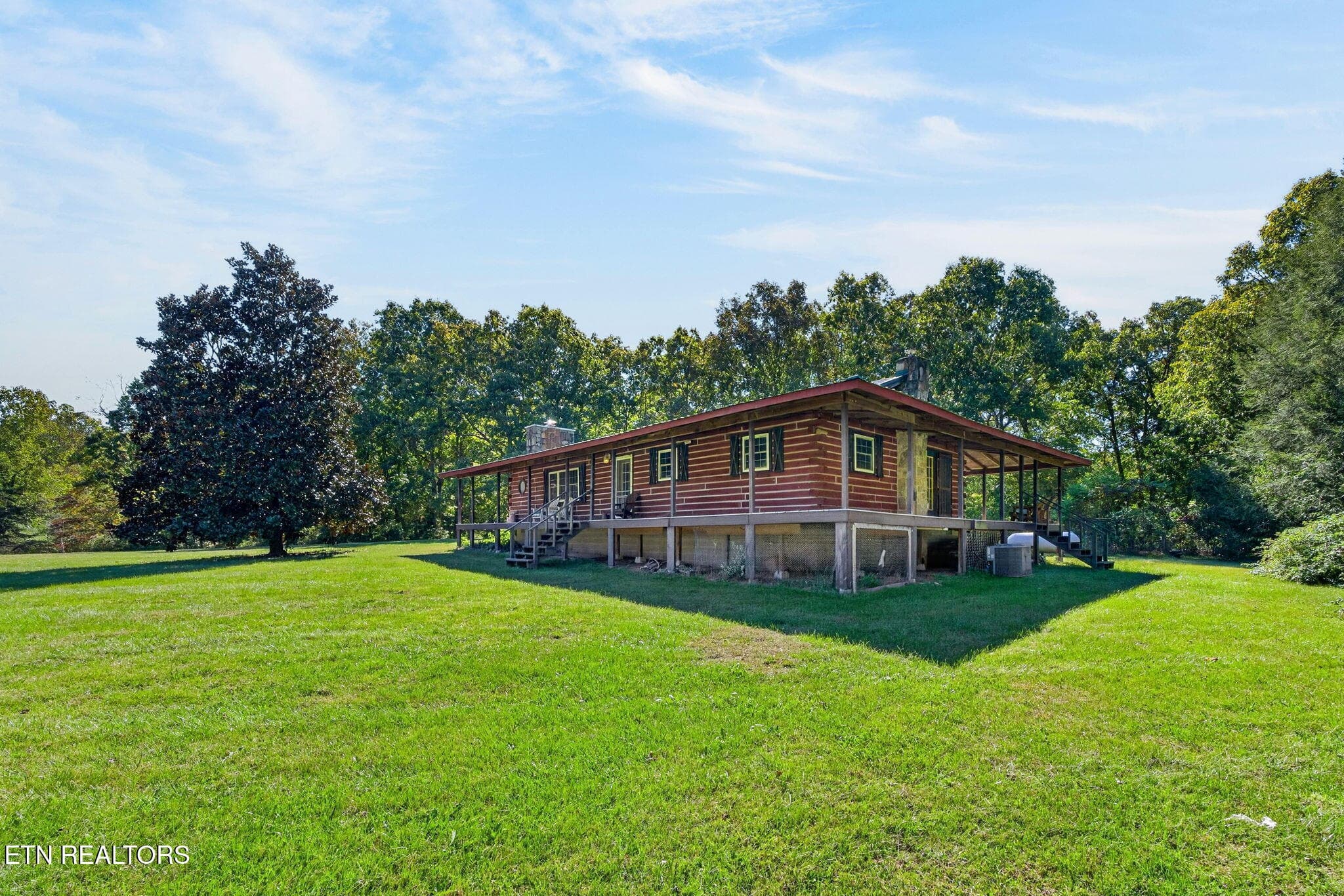 Side Yard - 154 Old Kentucky Stock Rd, Crossville, TN 38571, Crossville