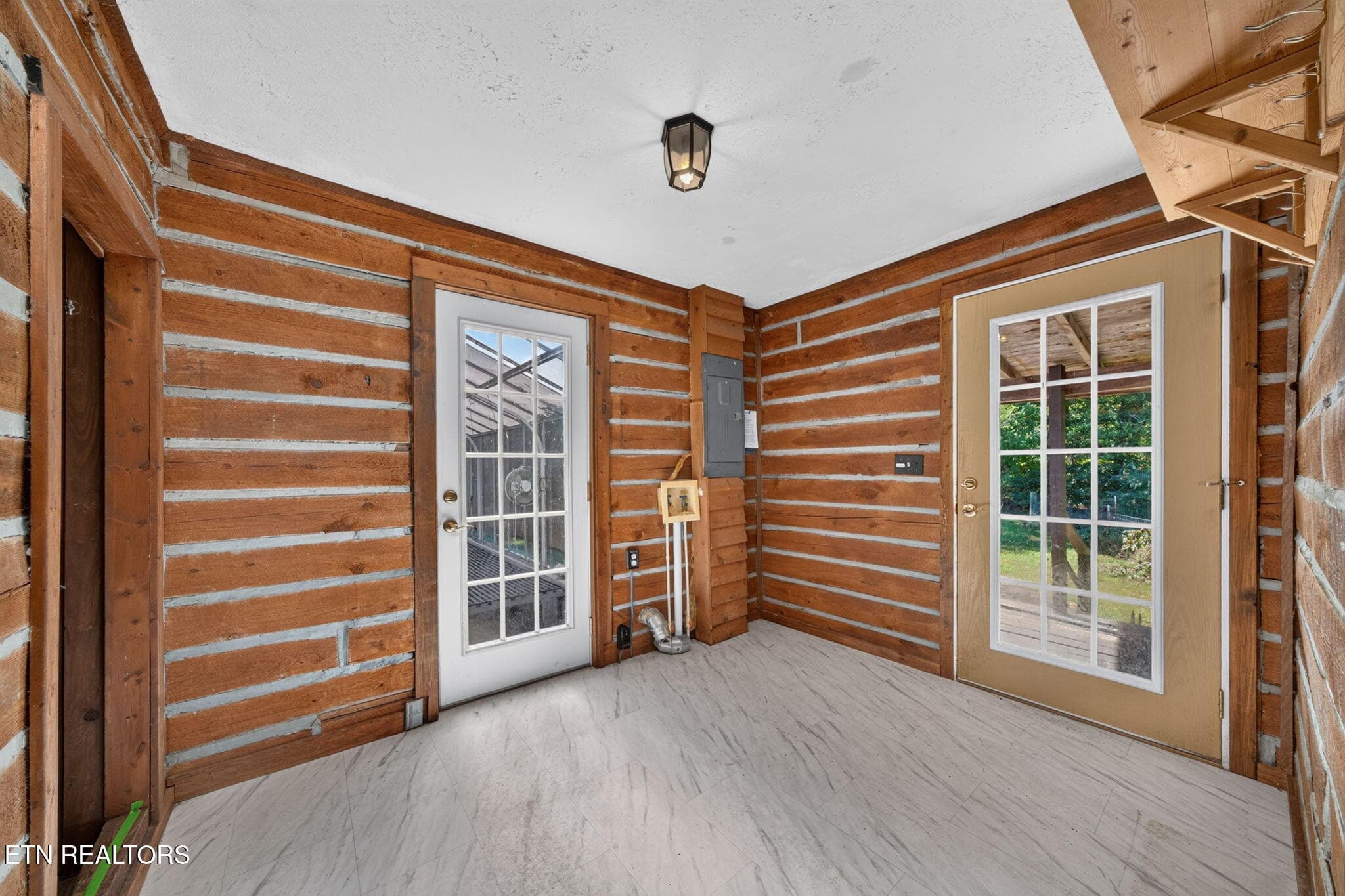 Laundry Room - 154 Old Kentucky Stock Rd, Crossville, TN 38571, Crossville