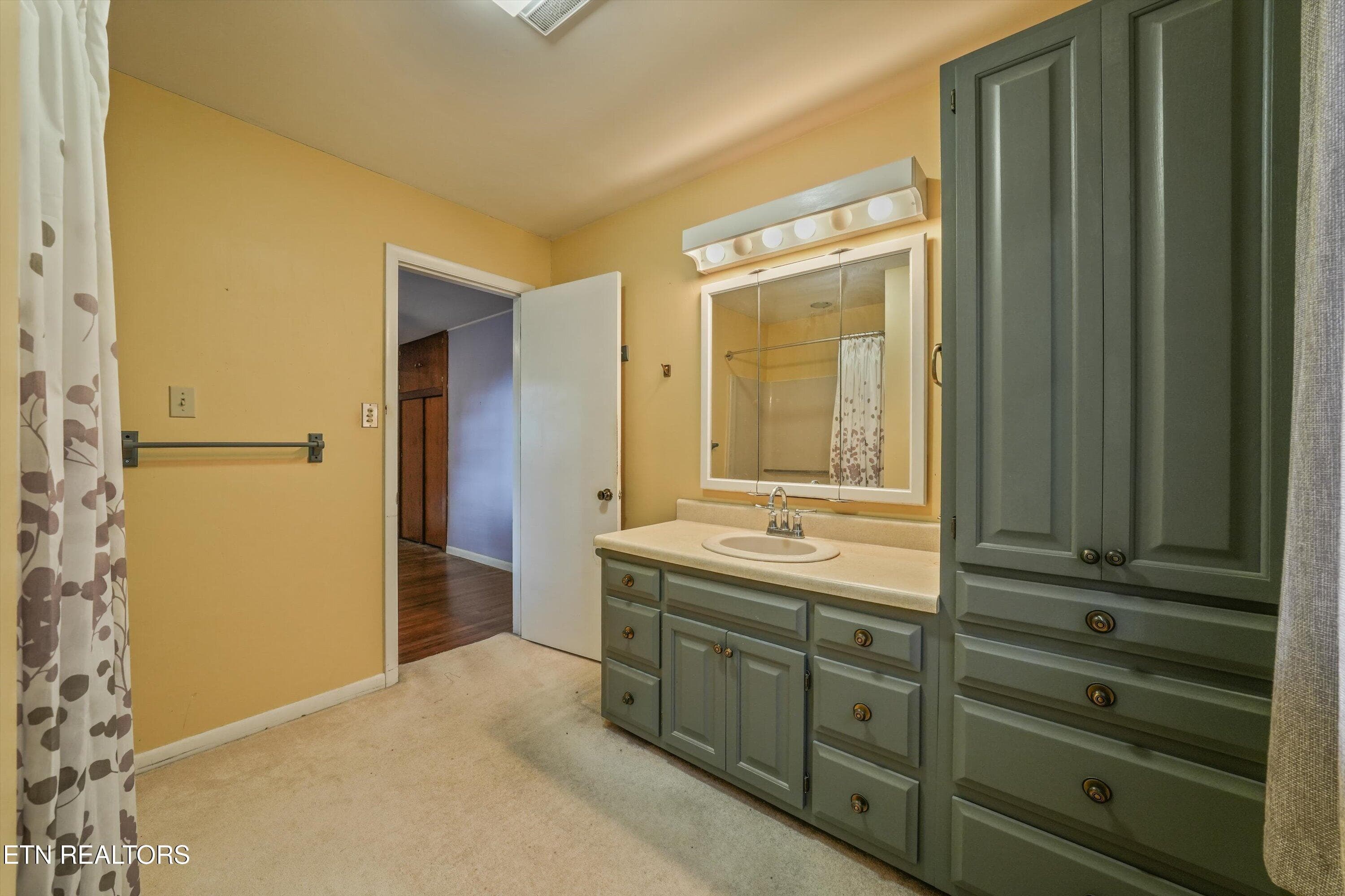 33-105 Kingfisher Ln26 - 105 Kingfisher Lane, Oak Ridge, TN 37830, Oak Ridge