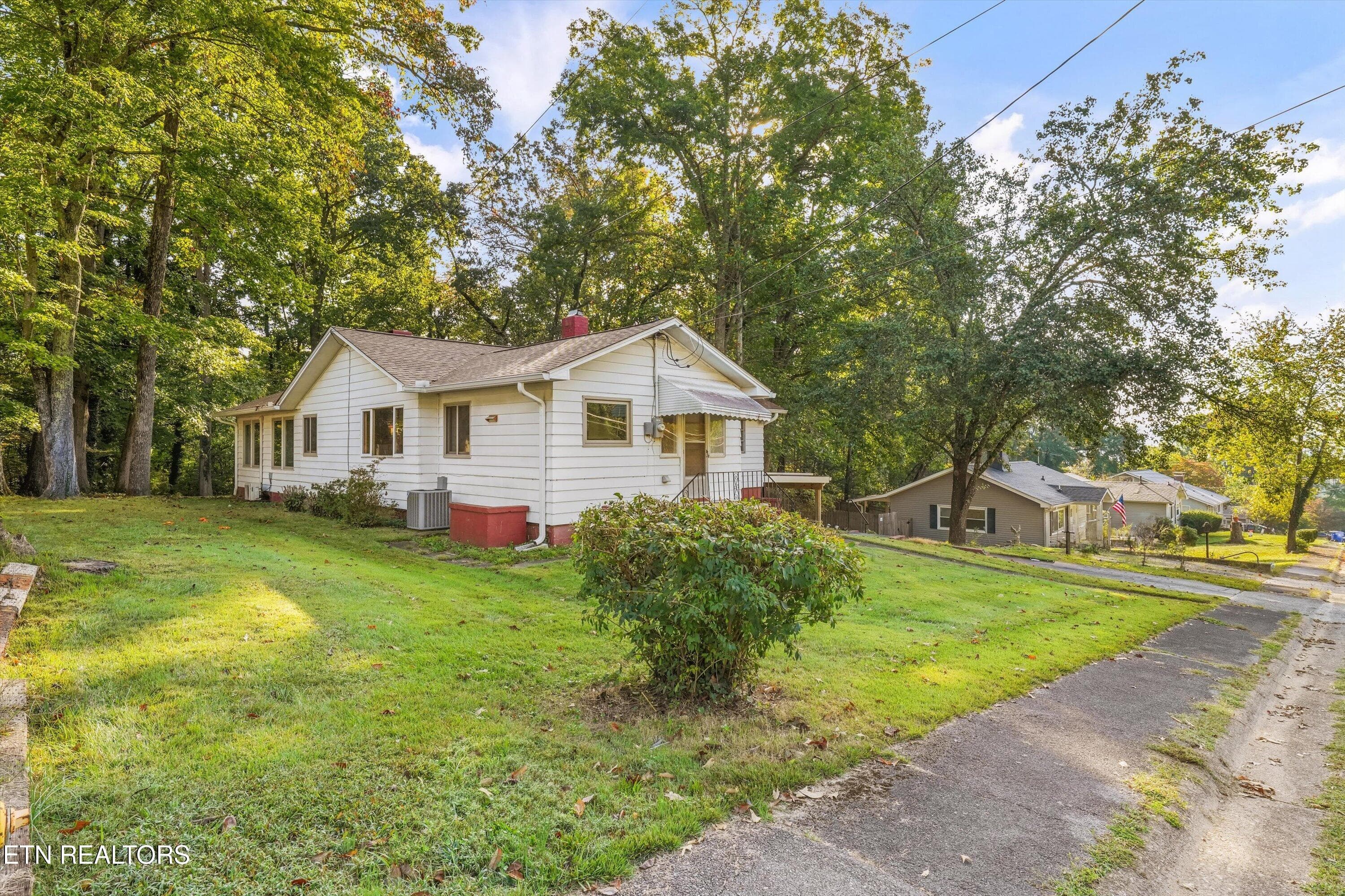 04-105 Kingfisher Ln31 - 105 Kingfisher Lane, Oak Ridge, TN 37830, Oak Ridge