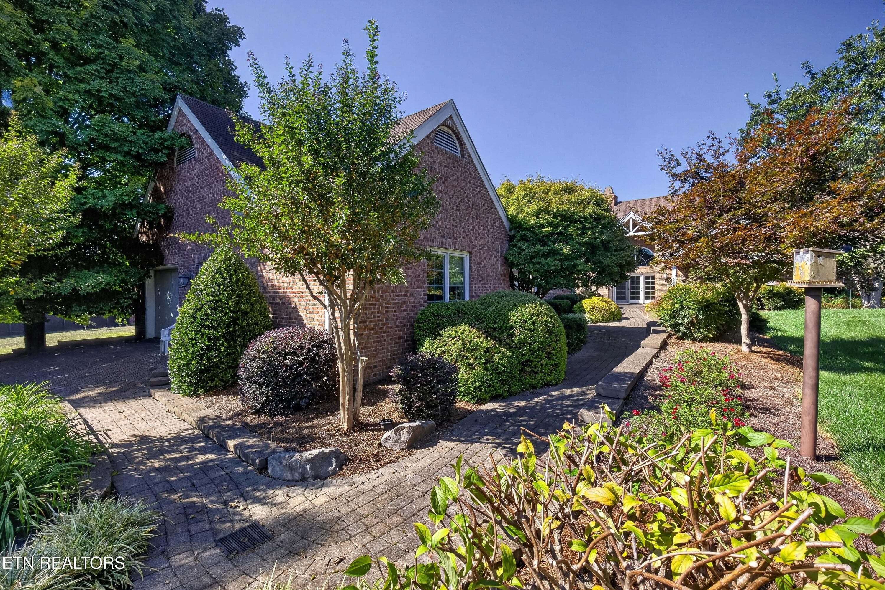 Detached Workshop to Main House - 10110 Loma Drive, Knoxville, TN 37922, Knoxville