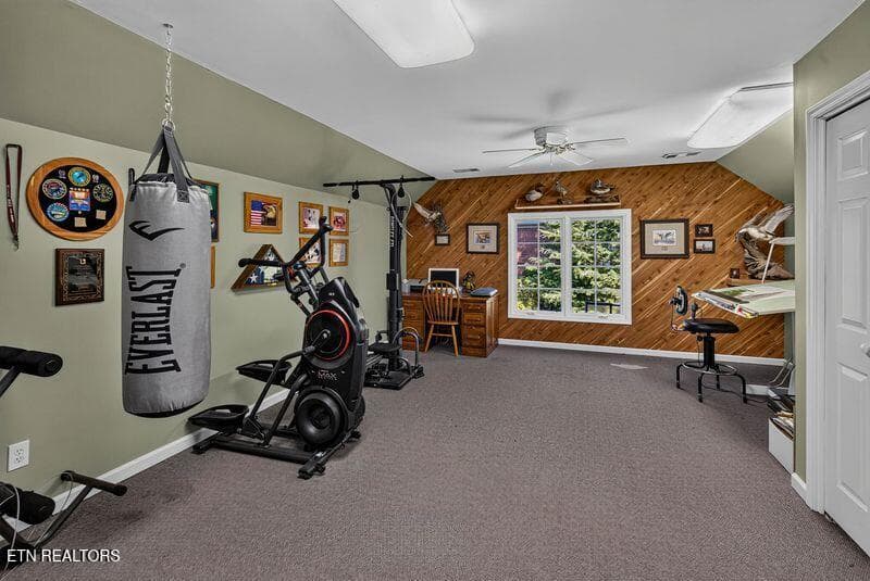 Bonus Room Over Garage - 10110 Loma Drive, Knoxville, TN 37922, Knoxville