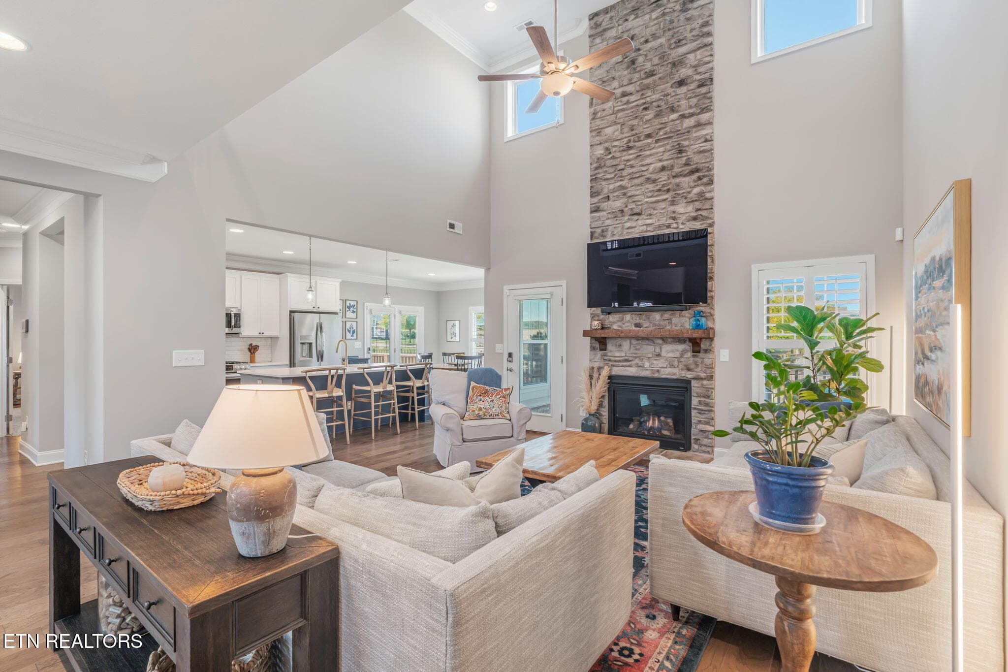 Living Room - 102 Bunchberry Rd, Oak Ridge, TN 37830, Oak Ridge