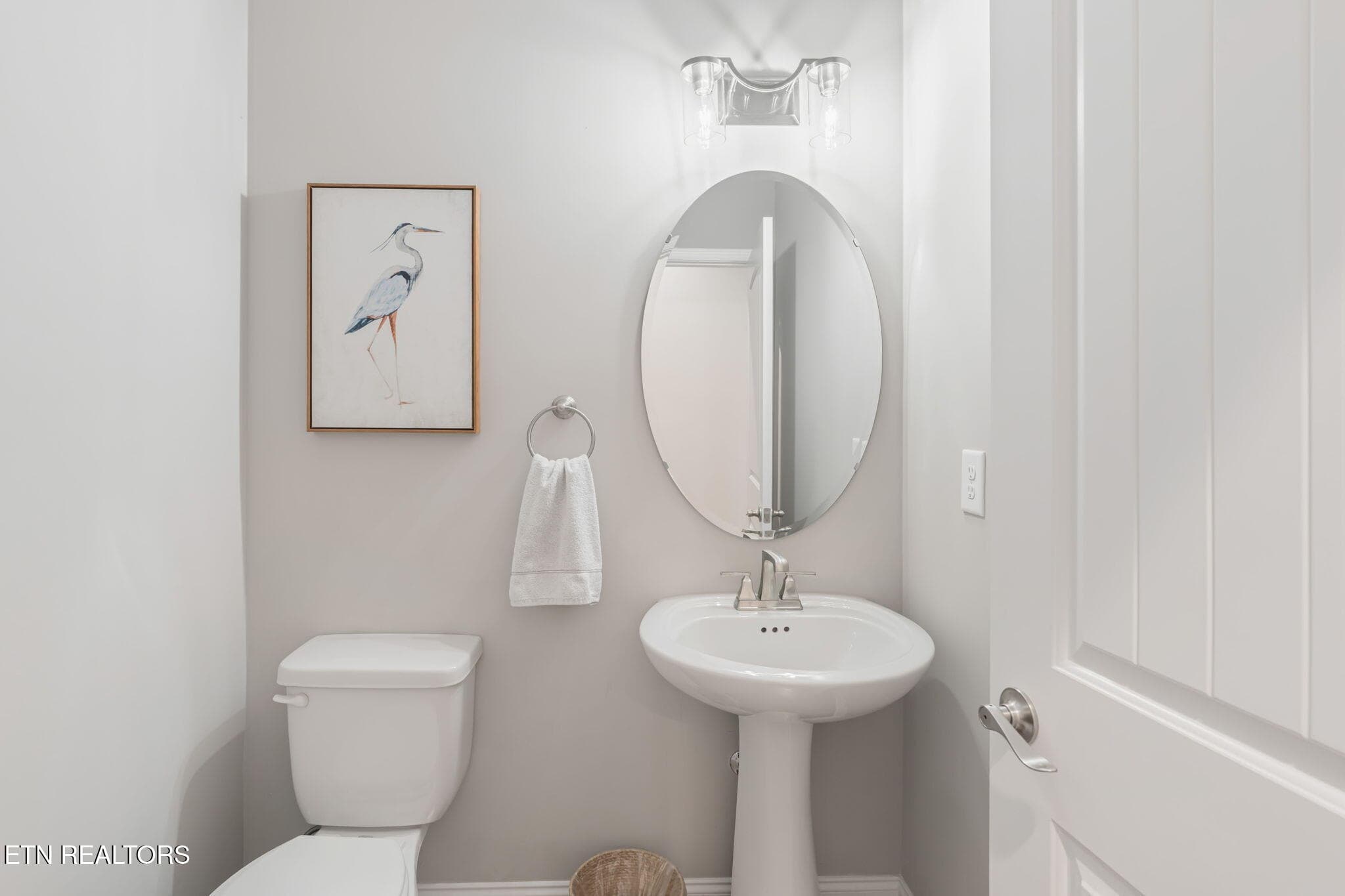Powder Room - 102 Bunchberry Rd, Oak Ridge, TN 37830, Oak Ridge