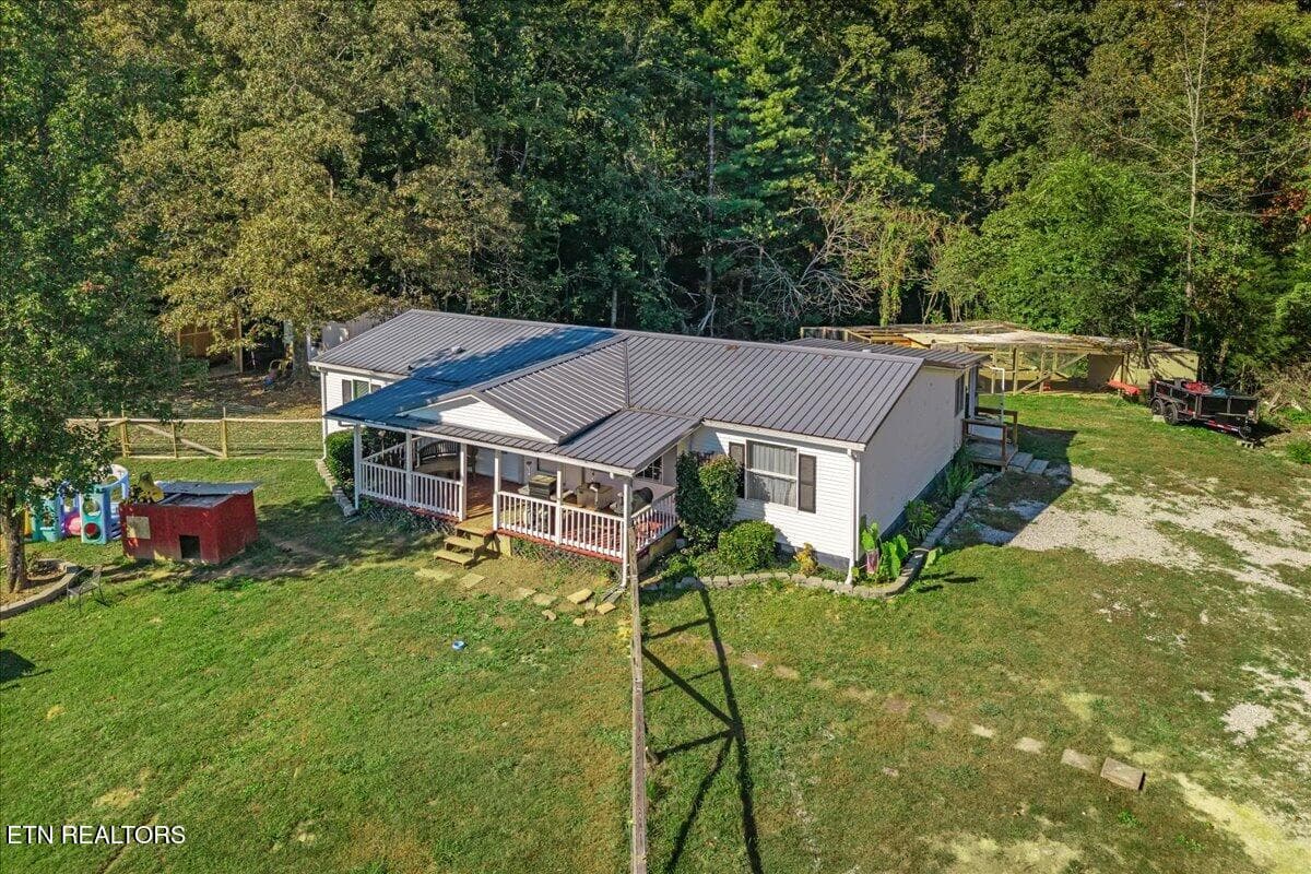 02-8559 New Highway 68-33 - 8559 New Highway 68, Tellico Plains, TN 37385, Tellico Plains