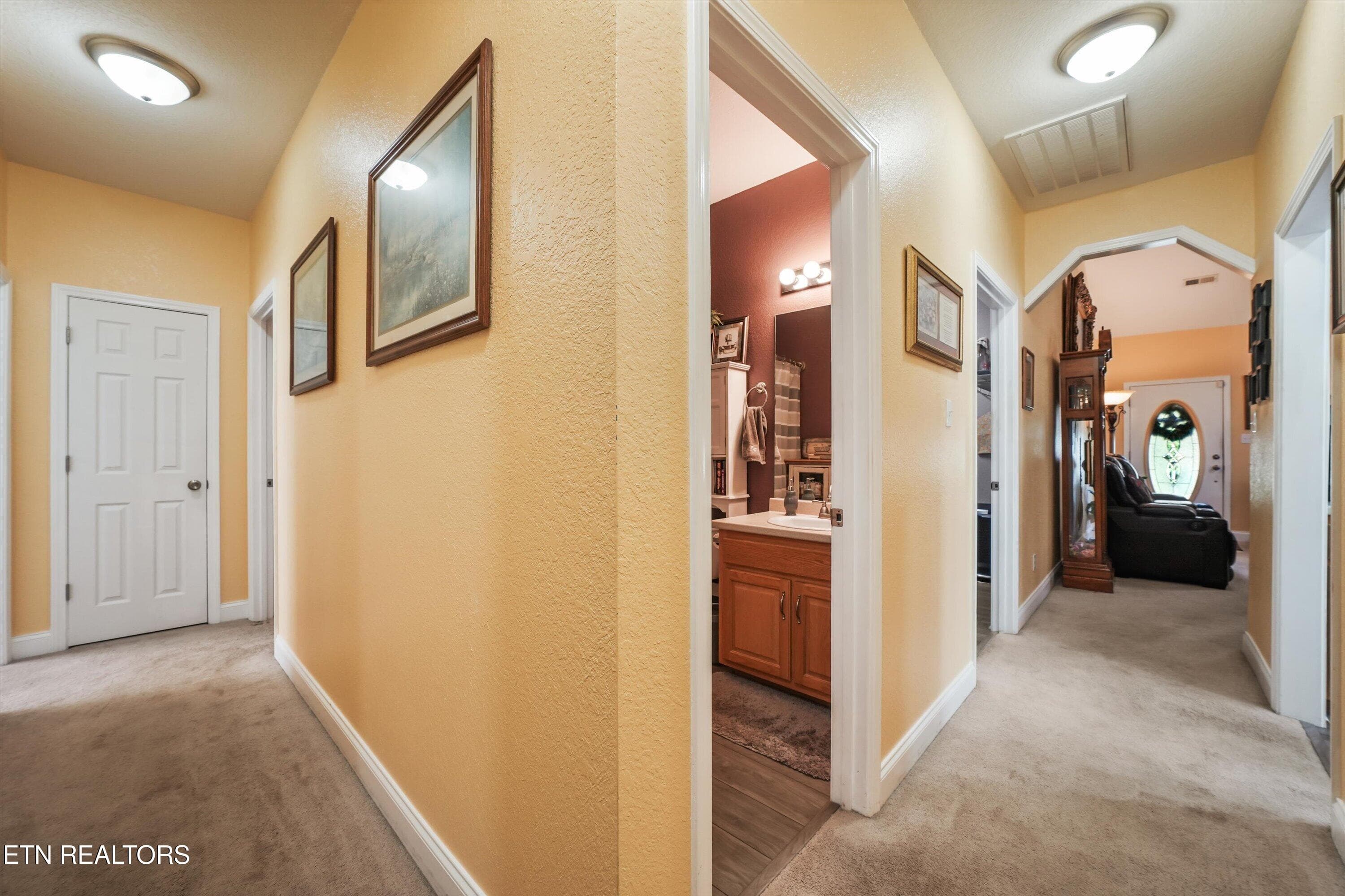 25-2017 Cherokee Dr29 - 2017 Cherokee Drive, Maryville, TN 37801, Maryville