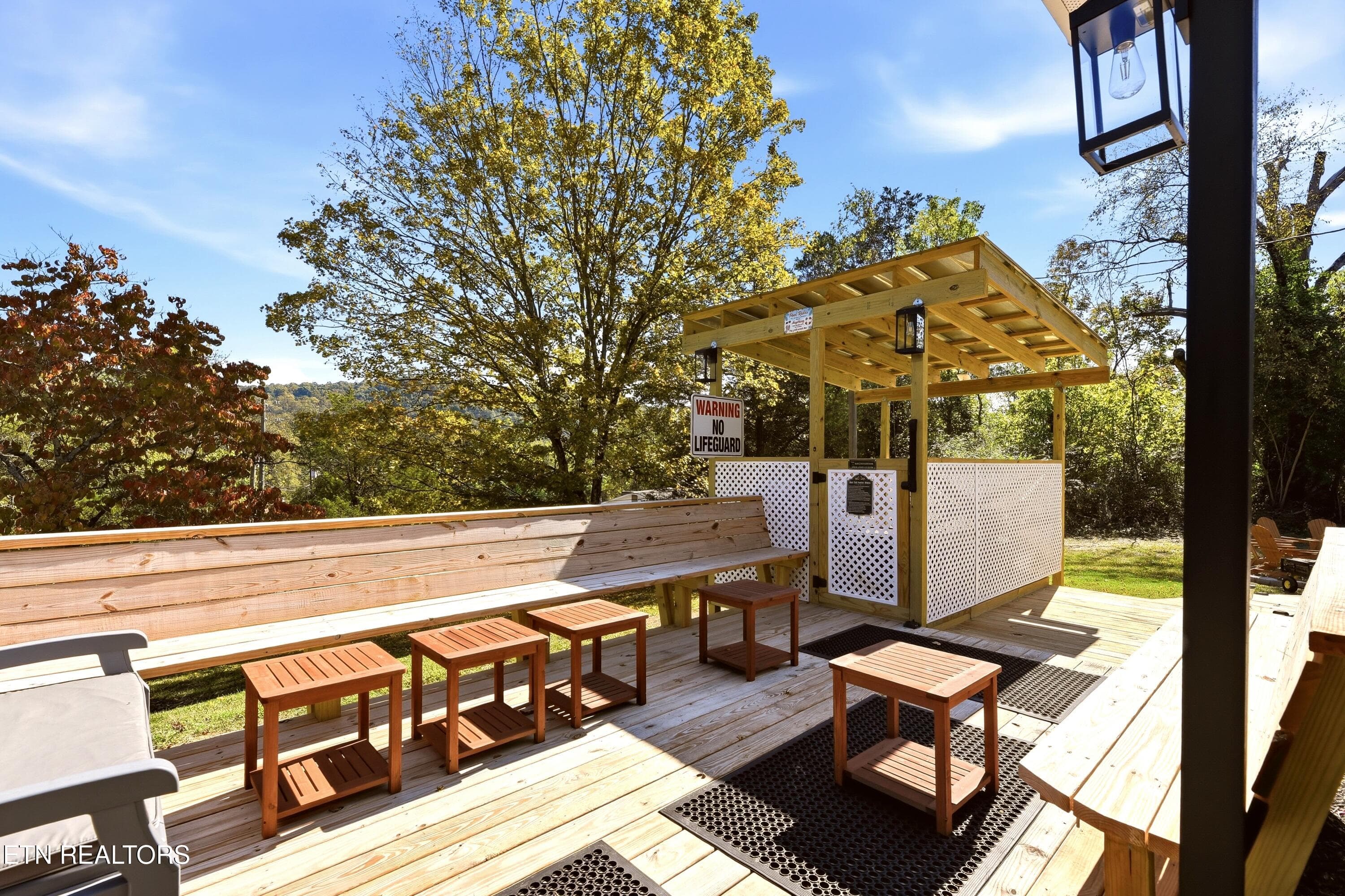 1000020936 - 215 Longfield Rd, Rocky Top, TN 37769