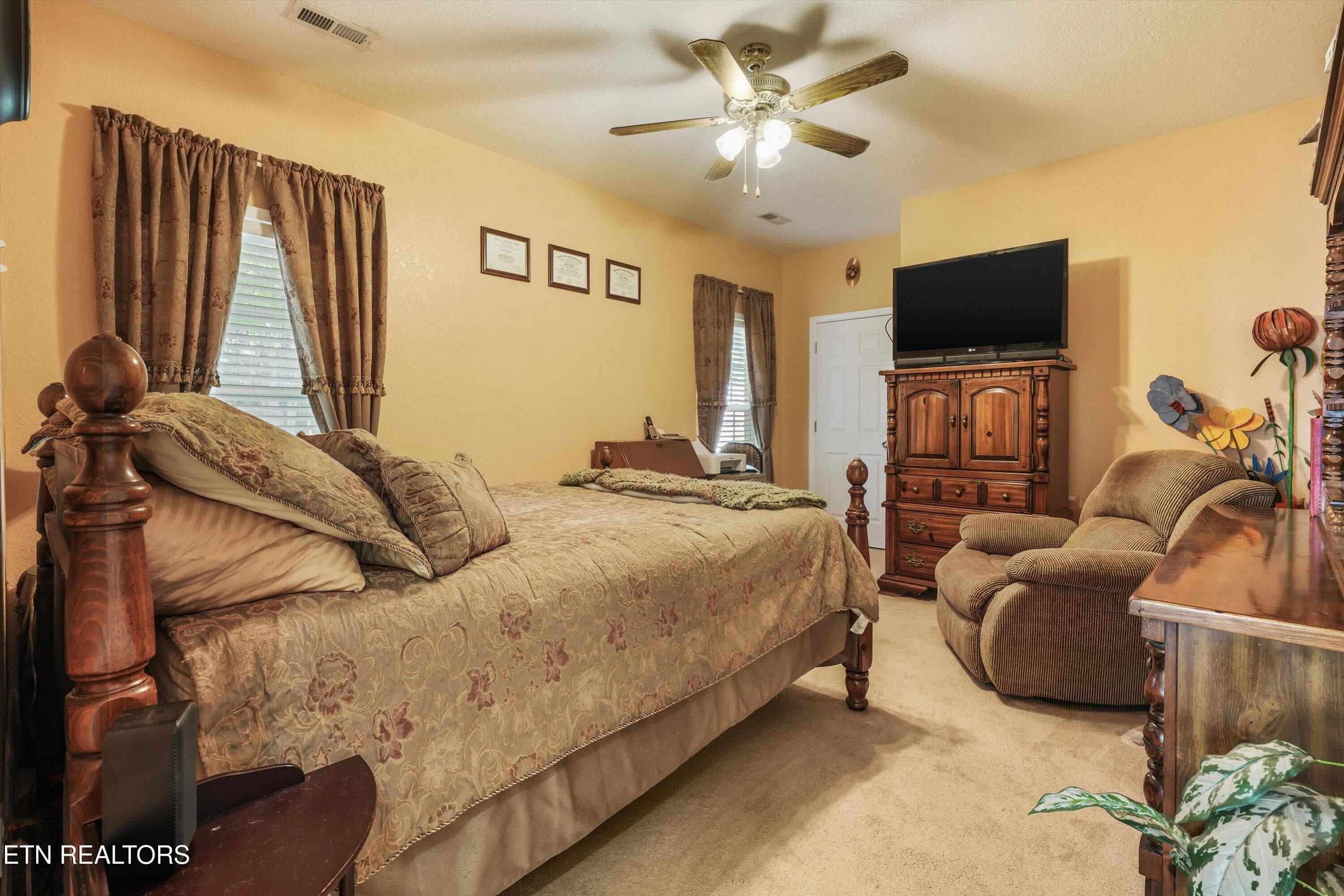 35-2017 Cherokee Dr39 - 2017 Cherokee Drive, Maryville, TN 37801, Maryville