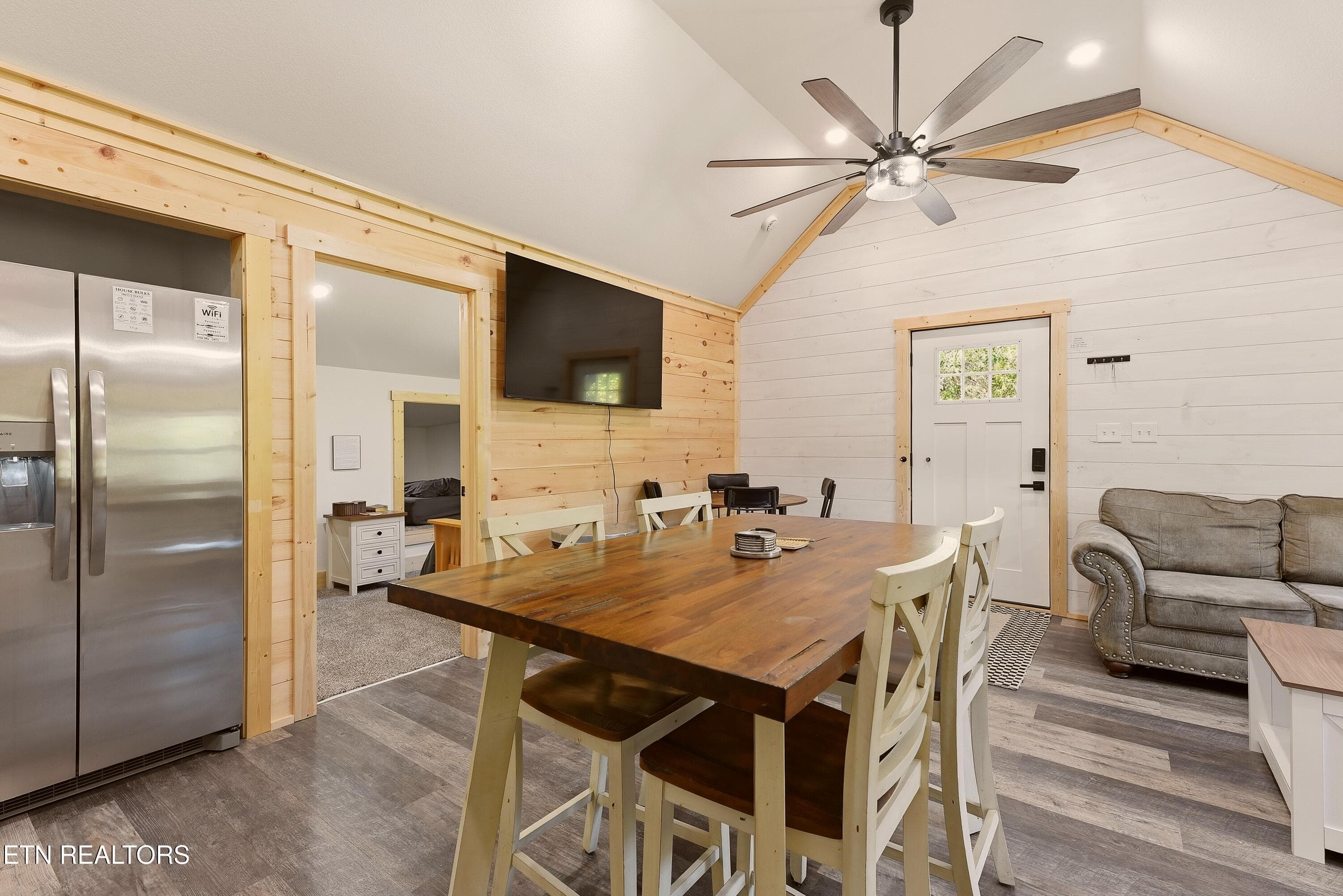 1000020920 - 215 Longfield Rd, Rocky Top, TN 37769