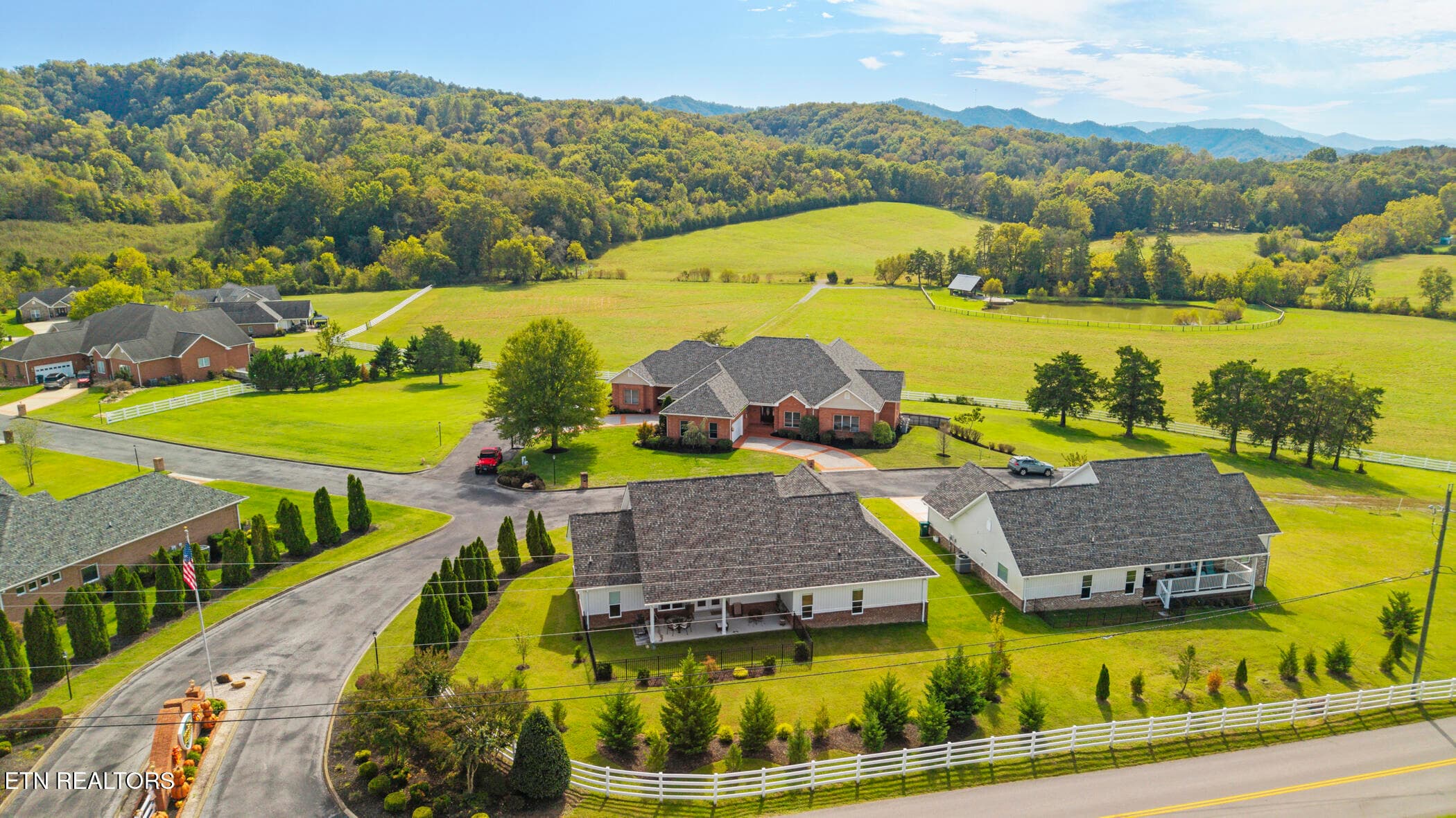 3 - 1810 Jordans Creek Way, Sevierville, TN 37876, Sevierville