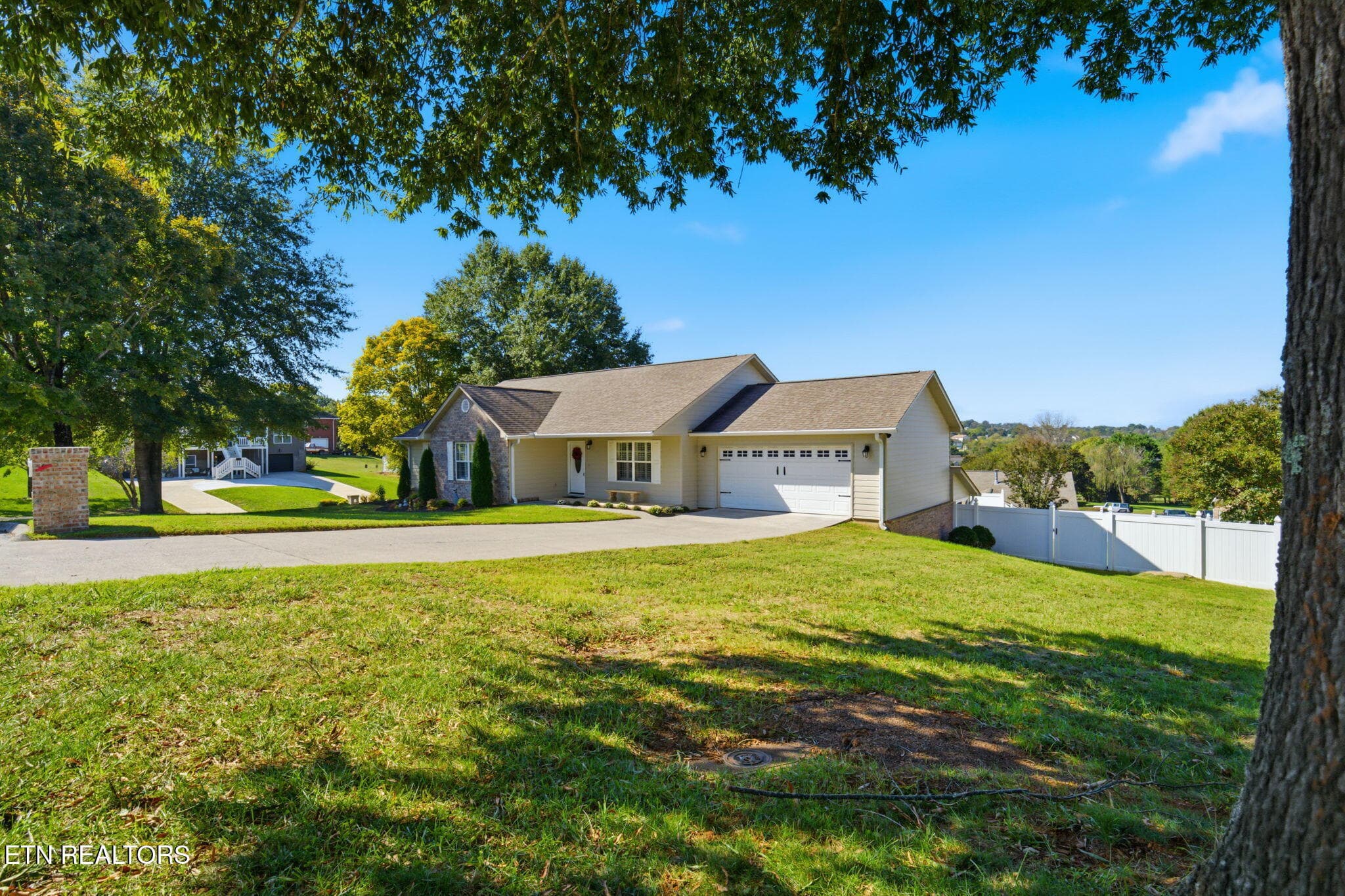 2-web-or-mls-3190-Shaconage-Trl-02 - 3190 Shaconage Tr, Sevierville, TN 37876, Sevierville