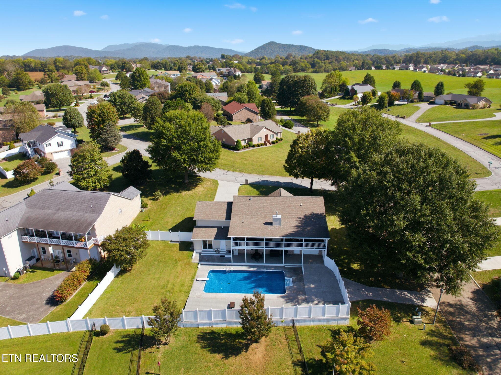 58-web-or-mls-3190-Shaconage-Trl-58 - 3190 Shaconage Tr, Sevierville, TN 37876, Sevierville