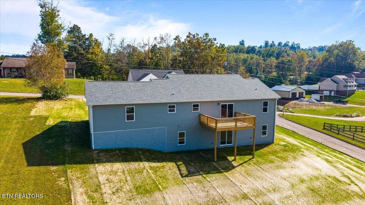 11-Storm Ln - 172 Storm Lane, Jacksboro, TN 37757