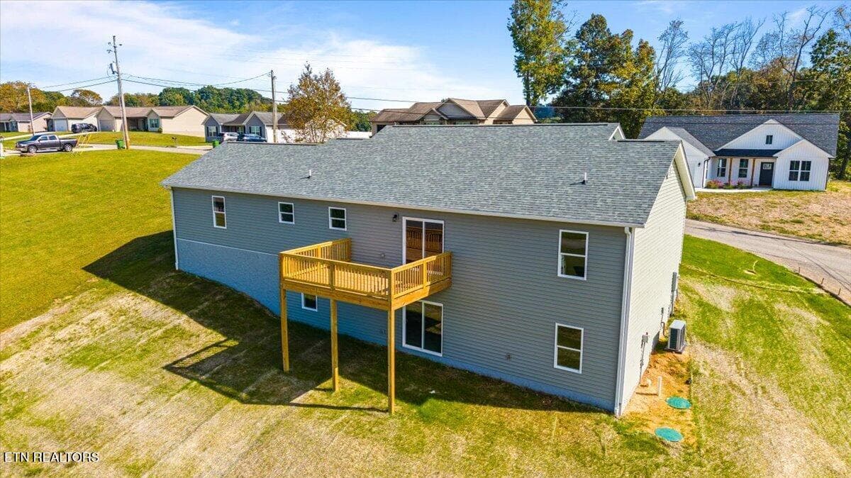 12-Storm Ln - 172 Storm Lane, Jacksboro, TN 37757