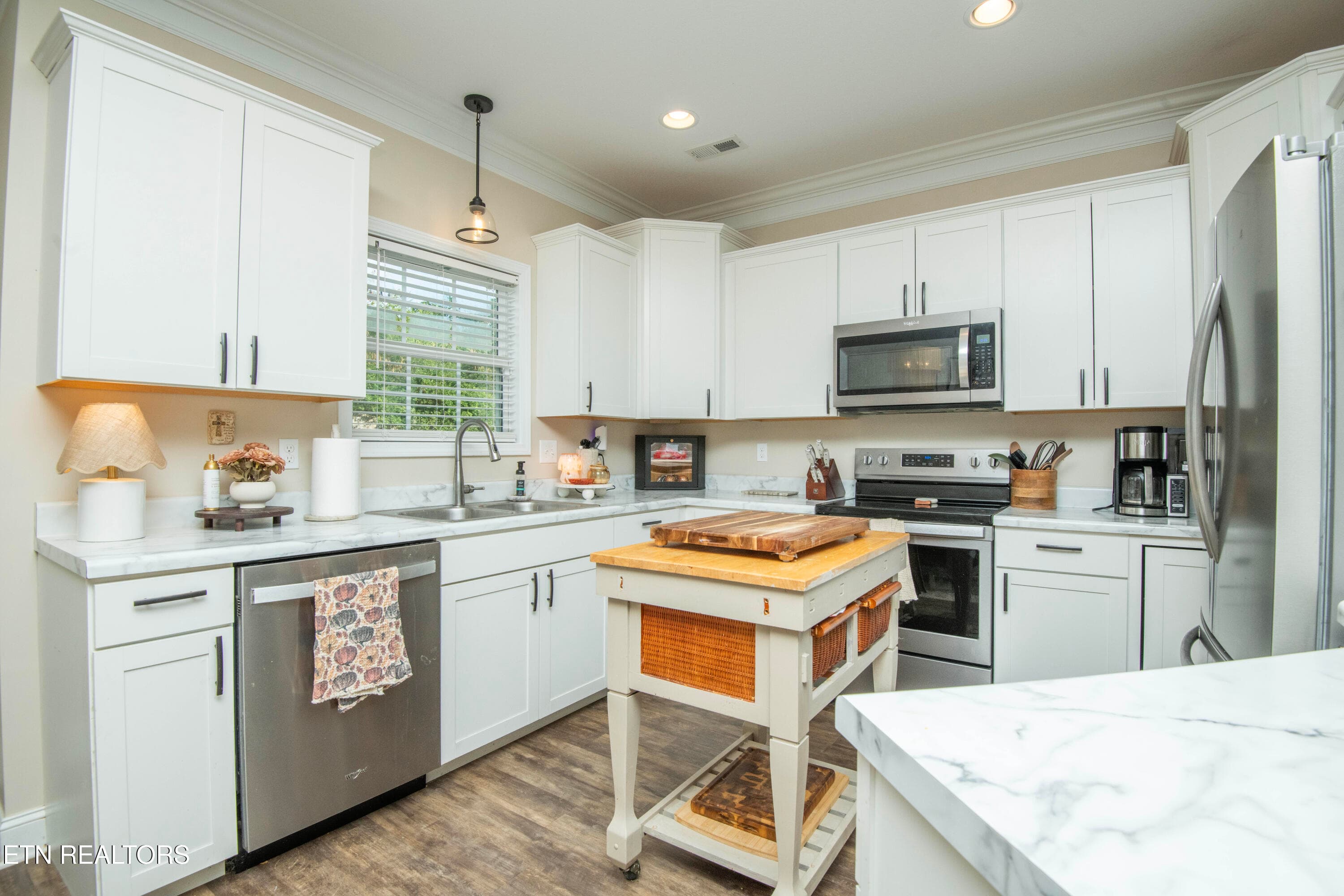 kitchen 5 - 1147 Sky Top Lane, Powell, TN 37849