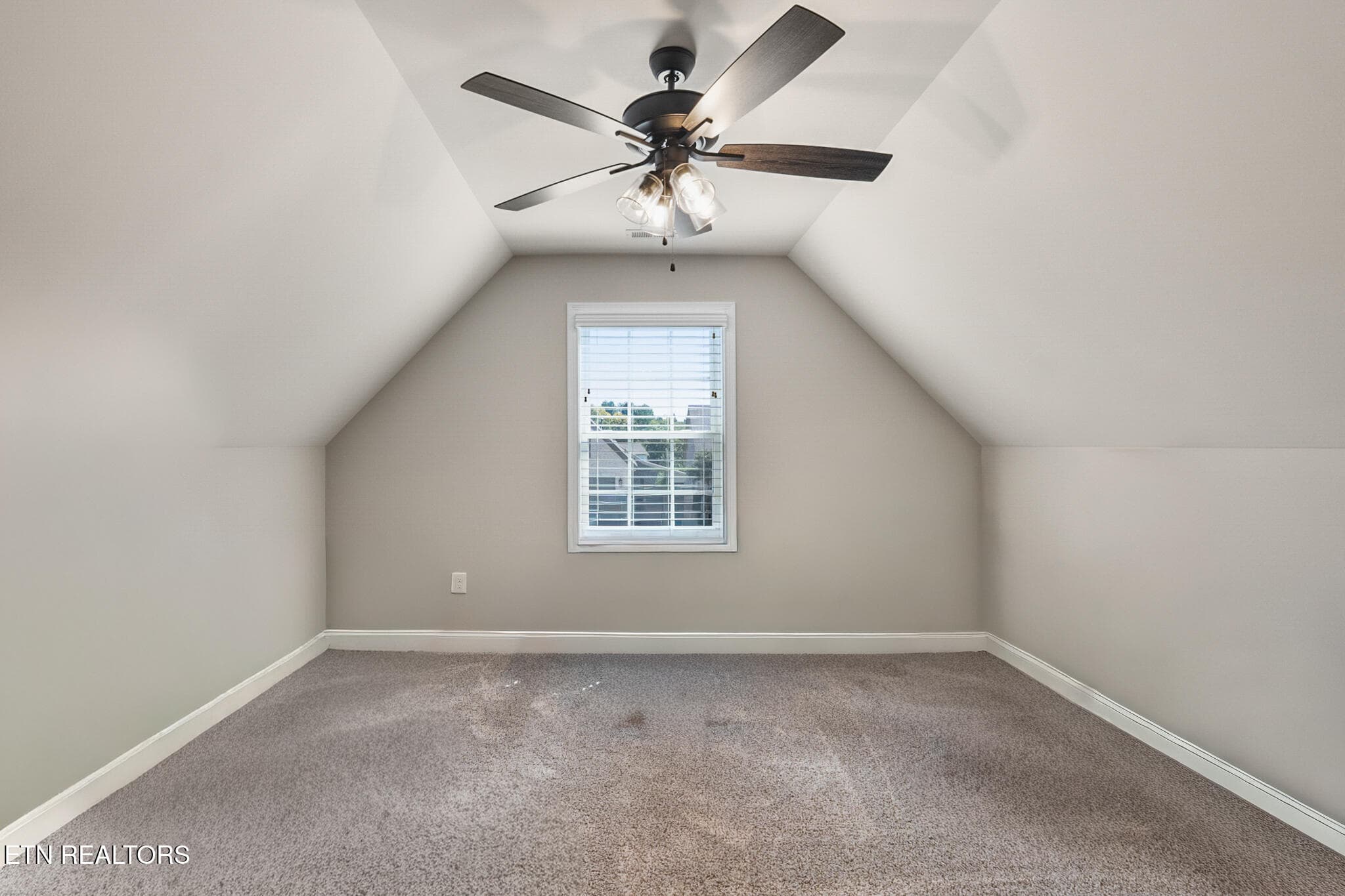 921 Valley Glen Blvd-139 - 921 Valley Glen Blvd, Knoxville, TN 37922, Knoxville