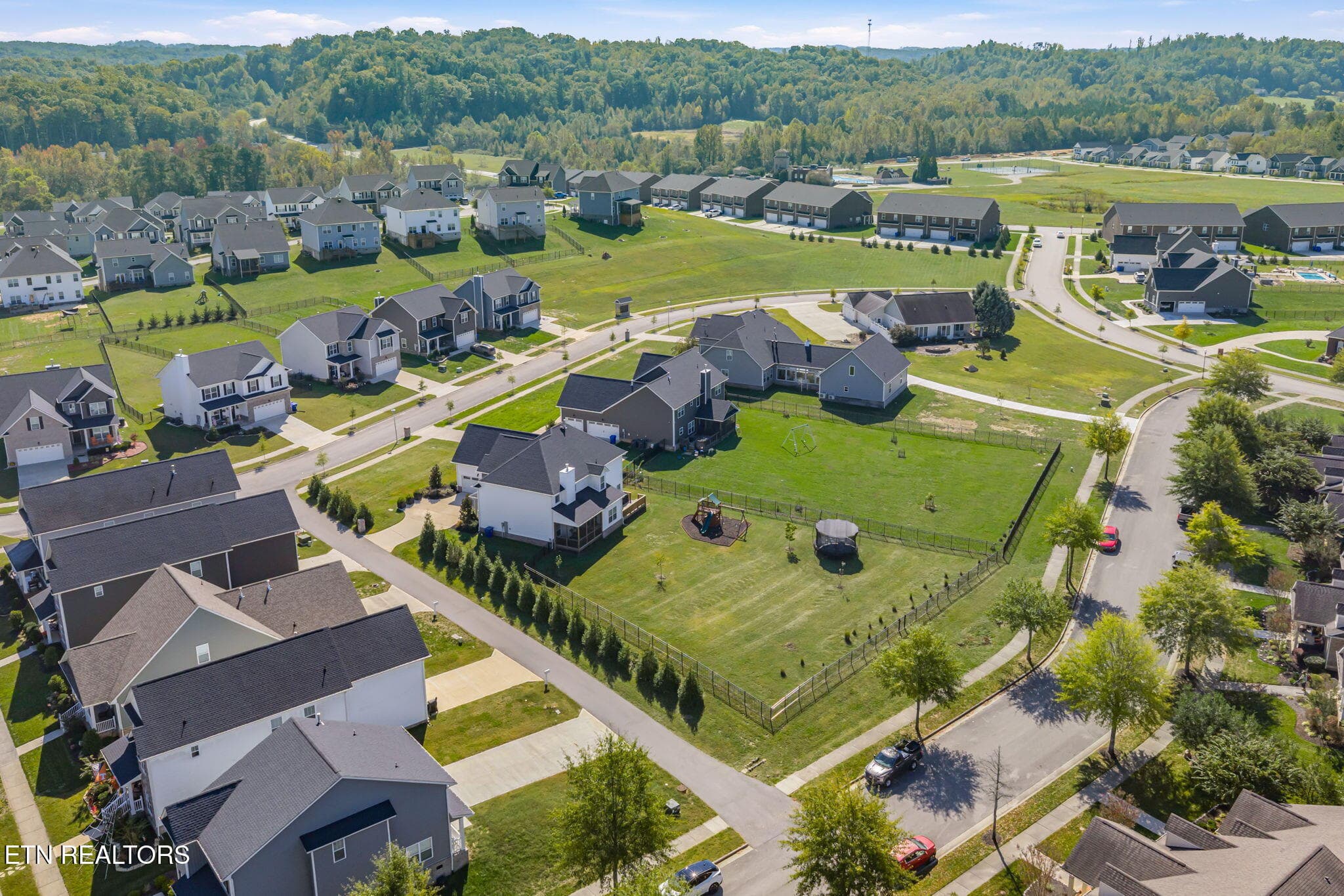 78-web-or-mls-102 Bunchberry Road-9 - 102 Bunchberry Rd, Oak Ridge, TN 37830, Oak Ridge