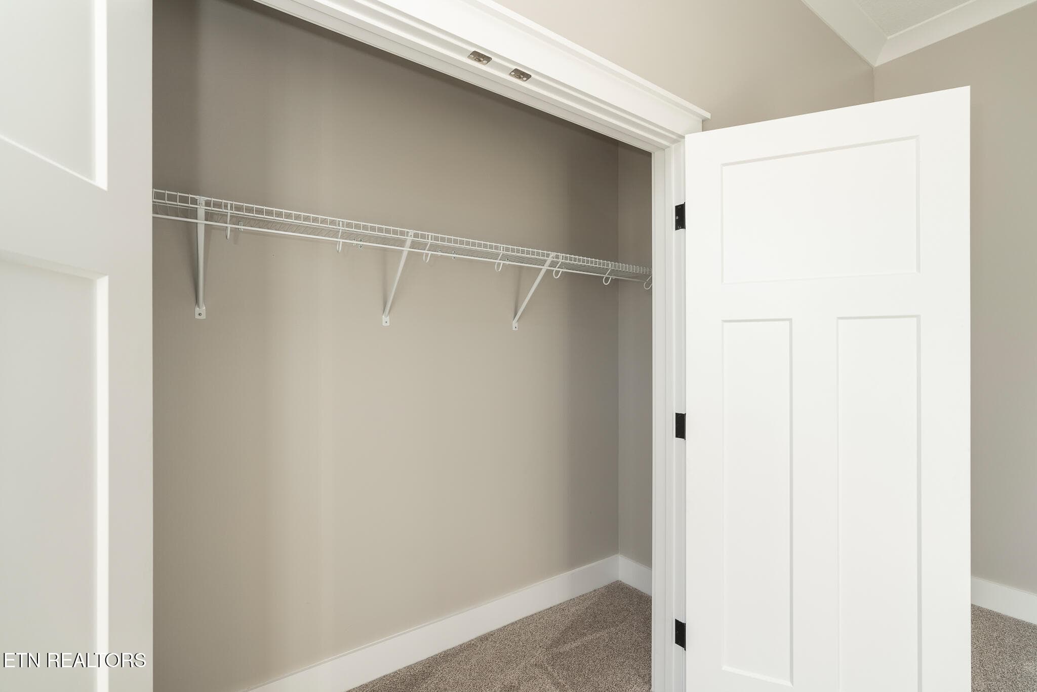closet bedroom - 1810 Jordans Creek Way, Sevierville, TN 37876, Sevierville