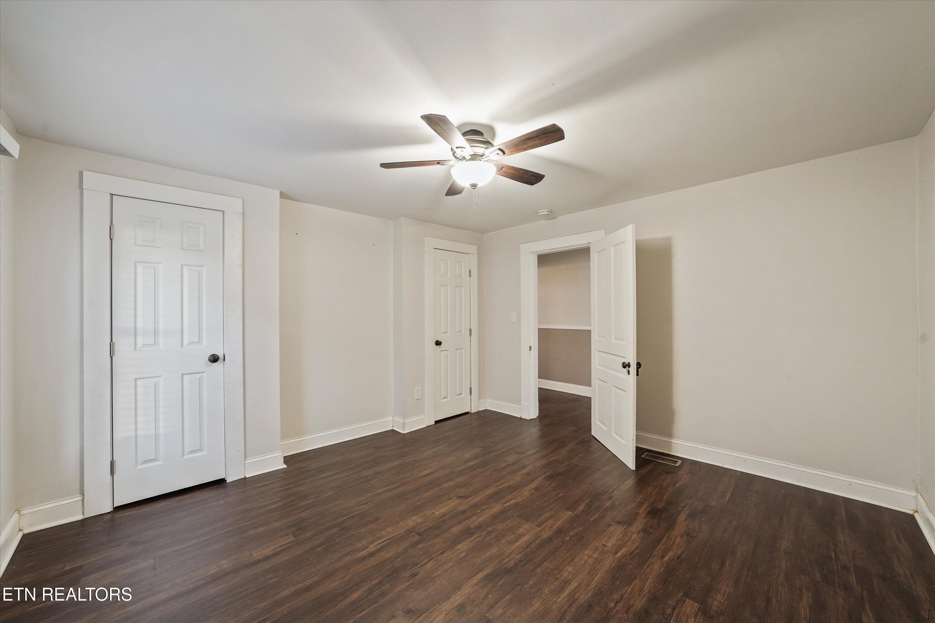 15-204 E 1st Ave 22 - 204 E 1st Ave, Lenoir City, TN 37771, Lenoir City