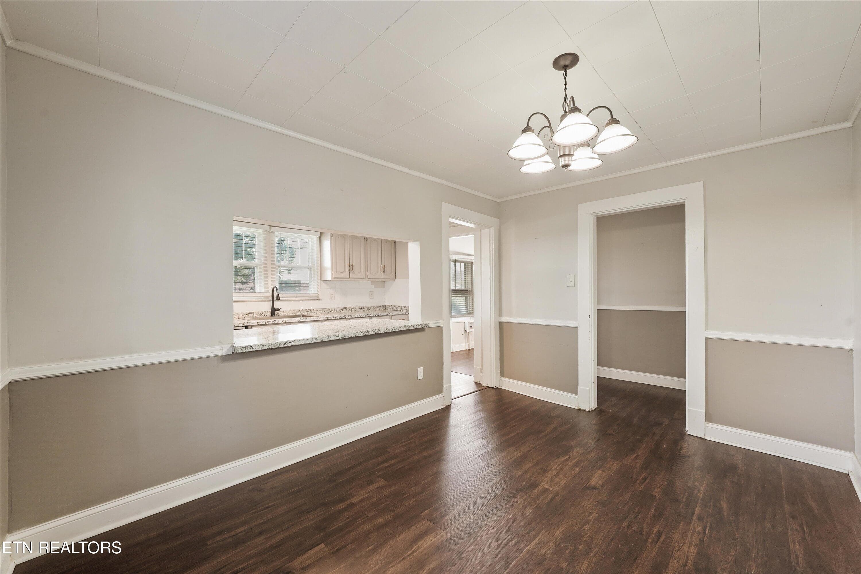 19-204 E 1st Ave 26 - 204 E 1st Ave, Lenoir City, TN 37771, Lenoir City