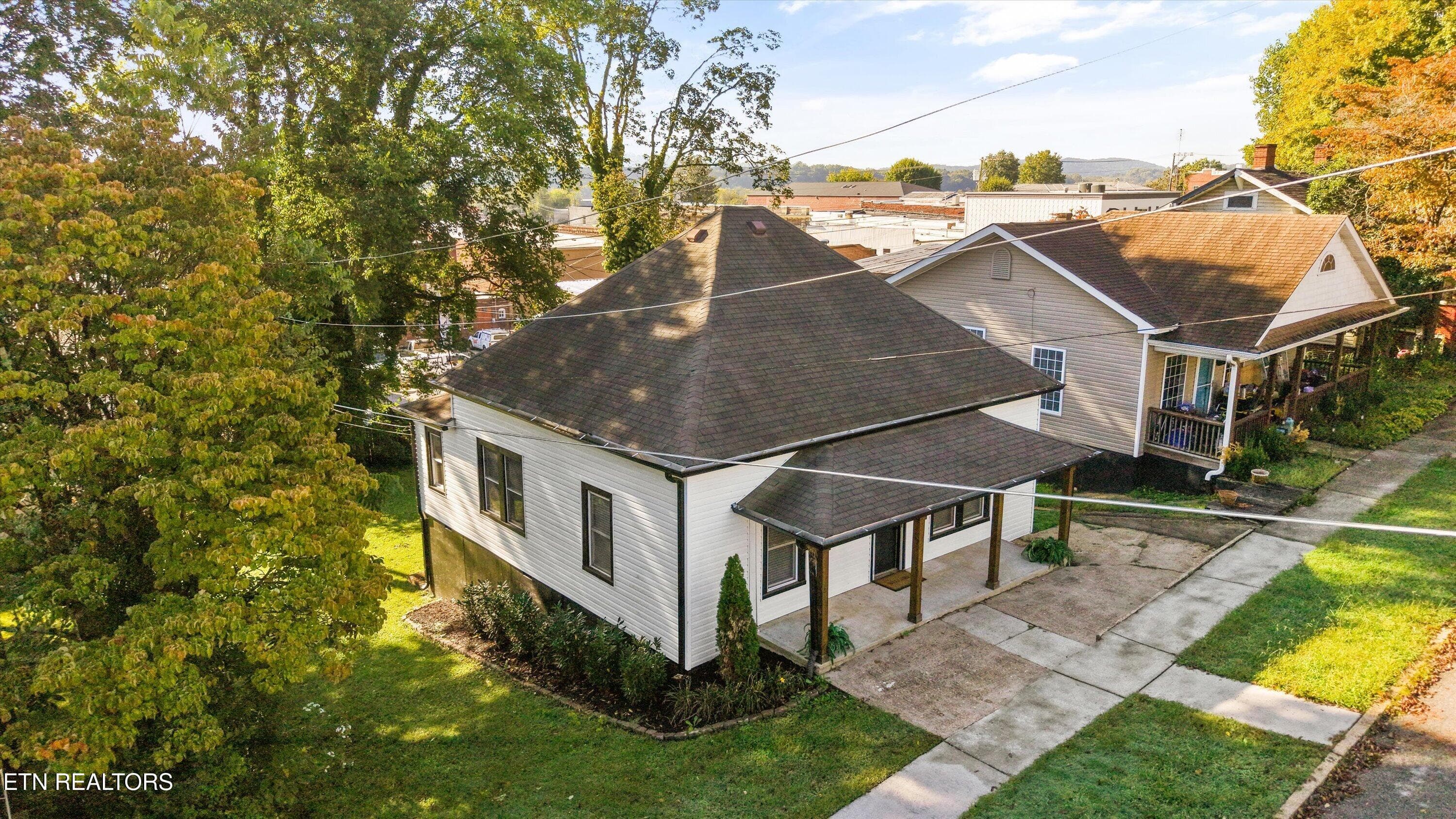 39-204 E 1st Ave 38 - 204 E 1st Ave, Lenoir City, TN 37771, Lenoir City