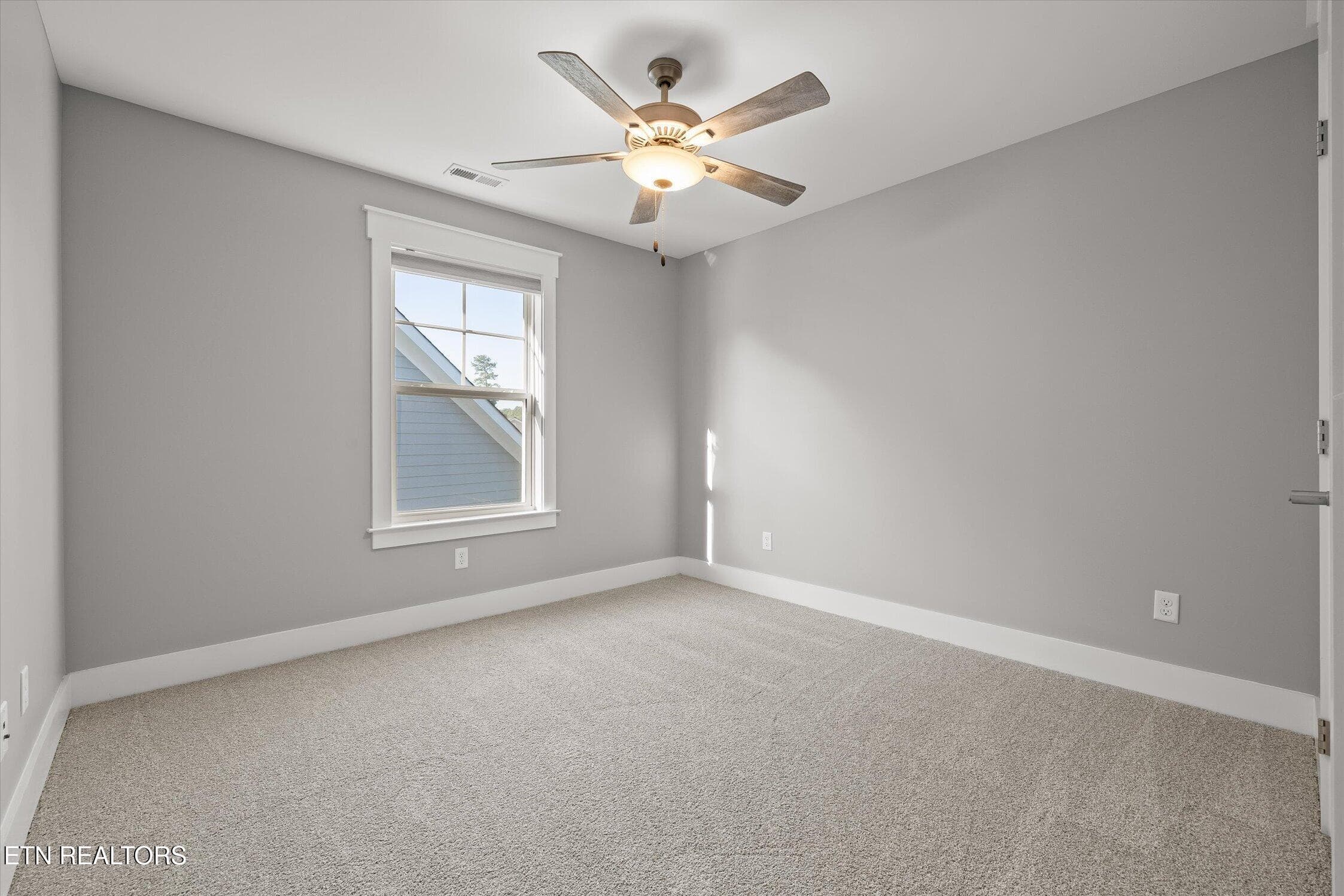 41-5058 Solar Lane NW-36 - 5058 NW Solar Lane, Cleveland, TN 37312