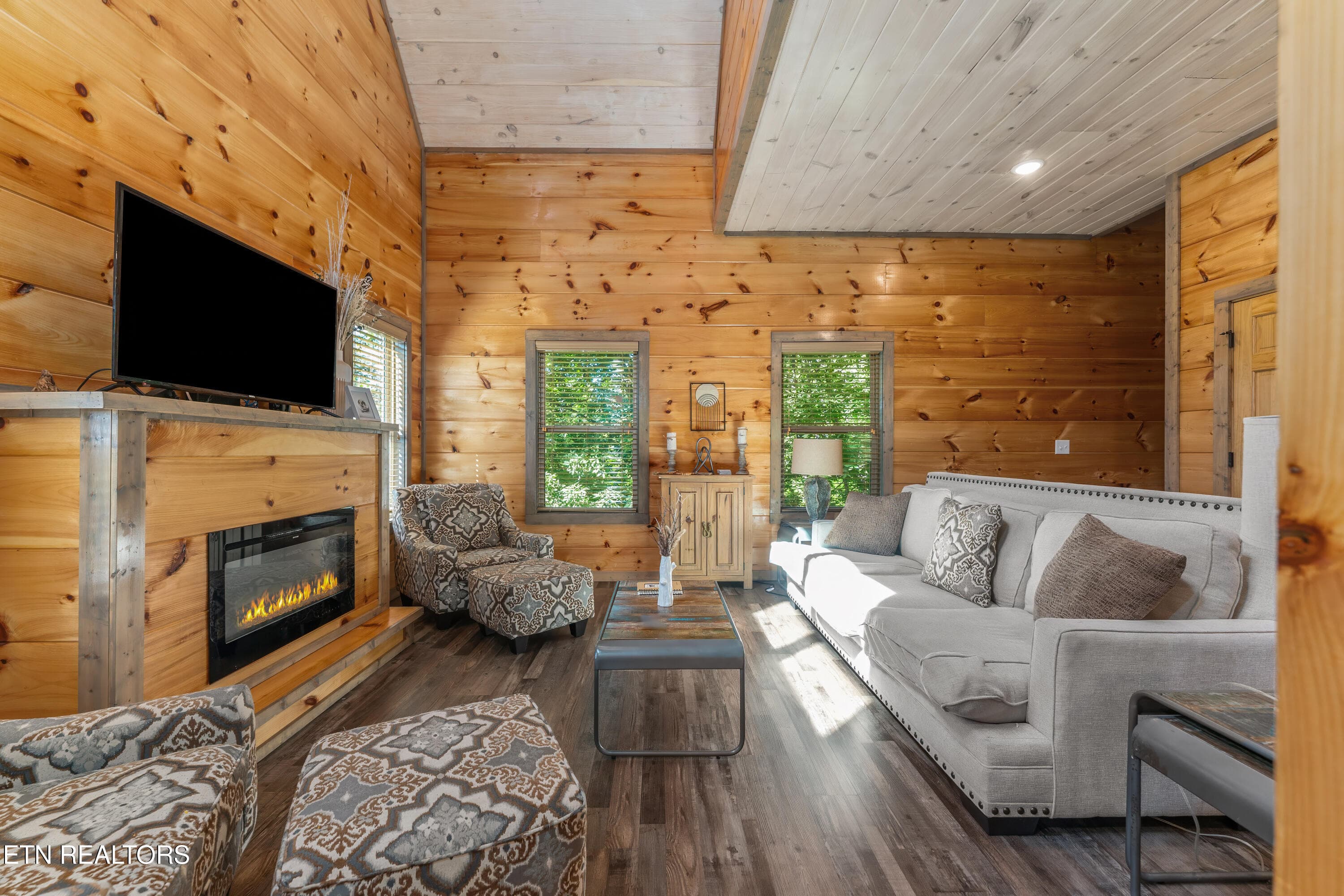 _DSC2414-Edit - 2127 Eagle Feather Drive, Sevierville, TN 37876, Sevierville