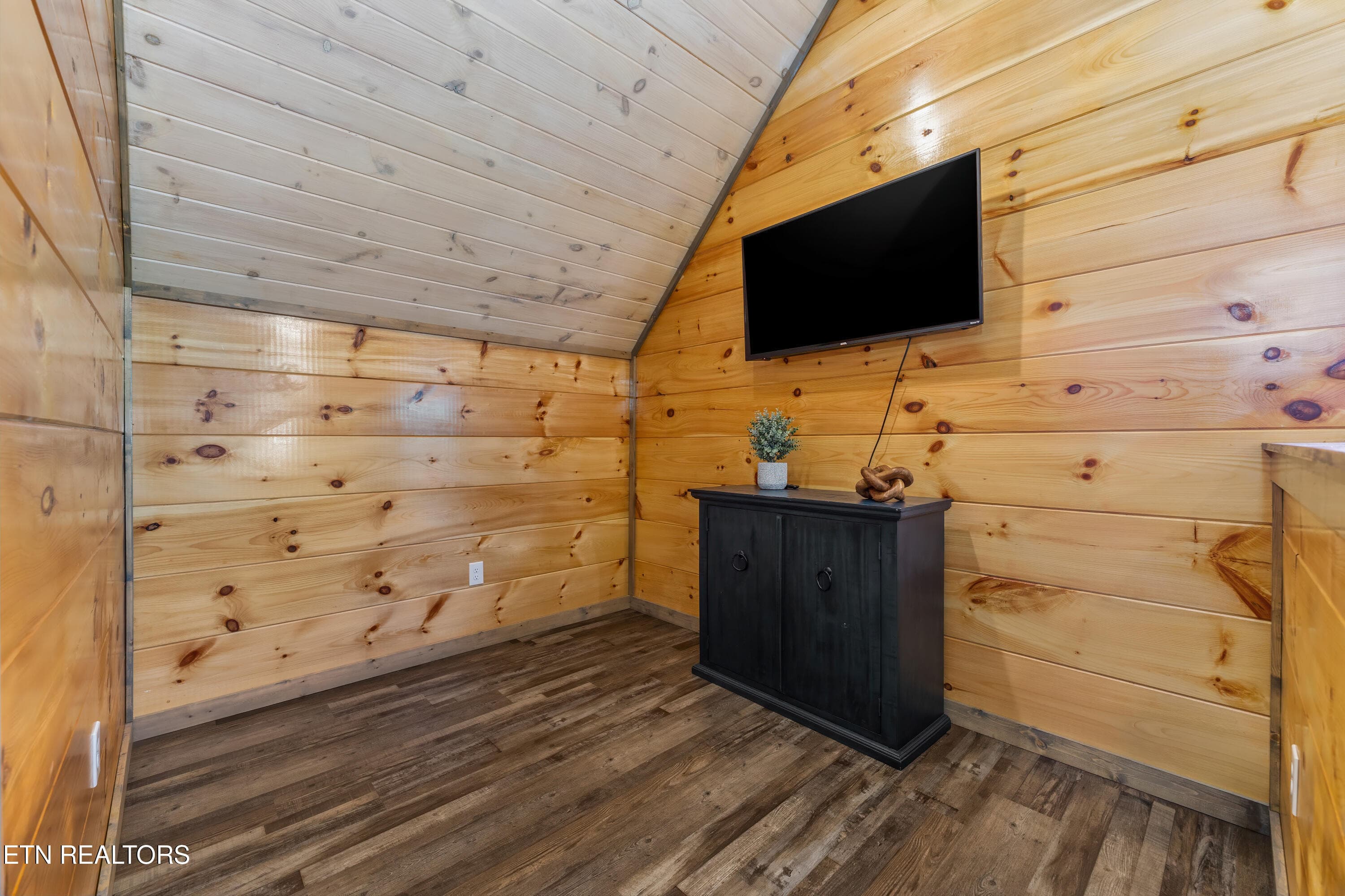 _DSC2436-Edit - 2127 Eagle Feather Drive, Sevierville, TN 37876, Sevierville