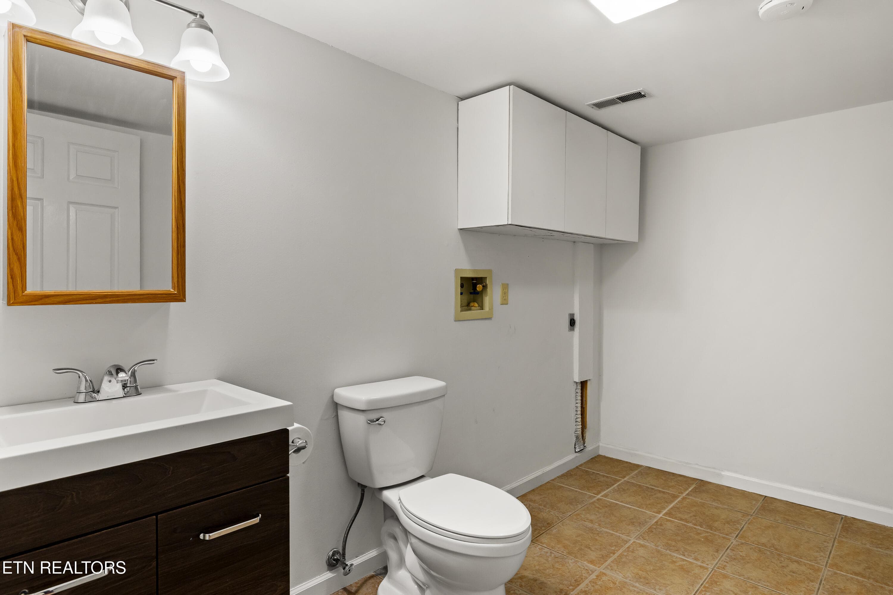 Basement bath and laundry - 4147 Franklin Hill Blvd, Maryville, TN 37804, Maryville