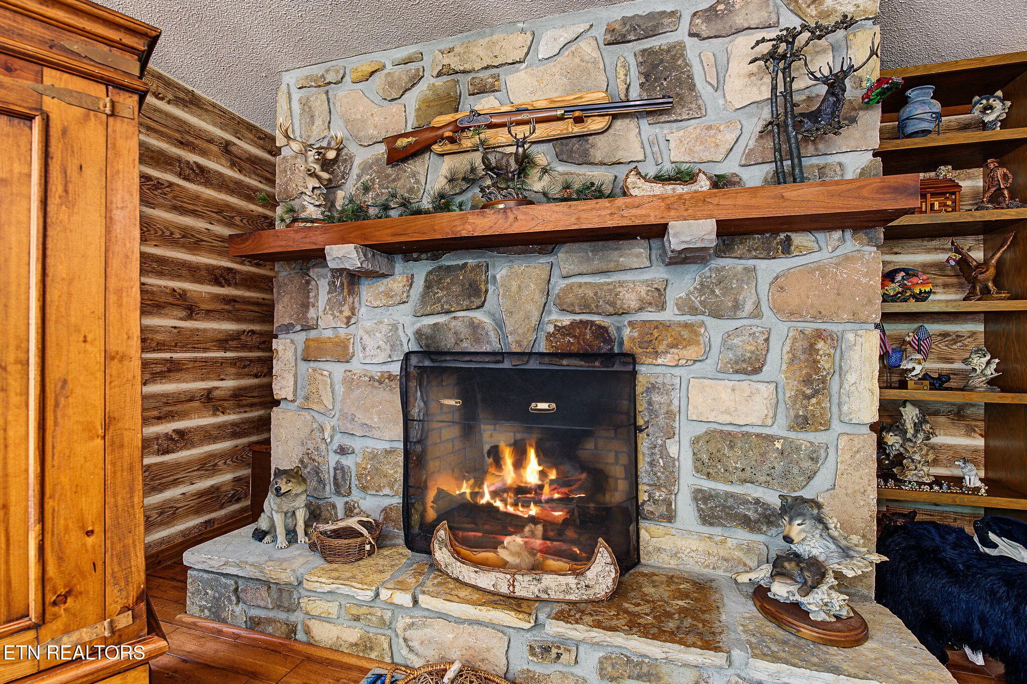 12-web-or-mls-4222-fox-hunters-ln - 4222 Fox Hunters Lane, Sevierville, TN 37876, Sevierville