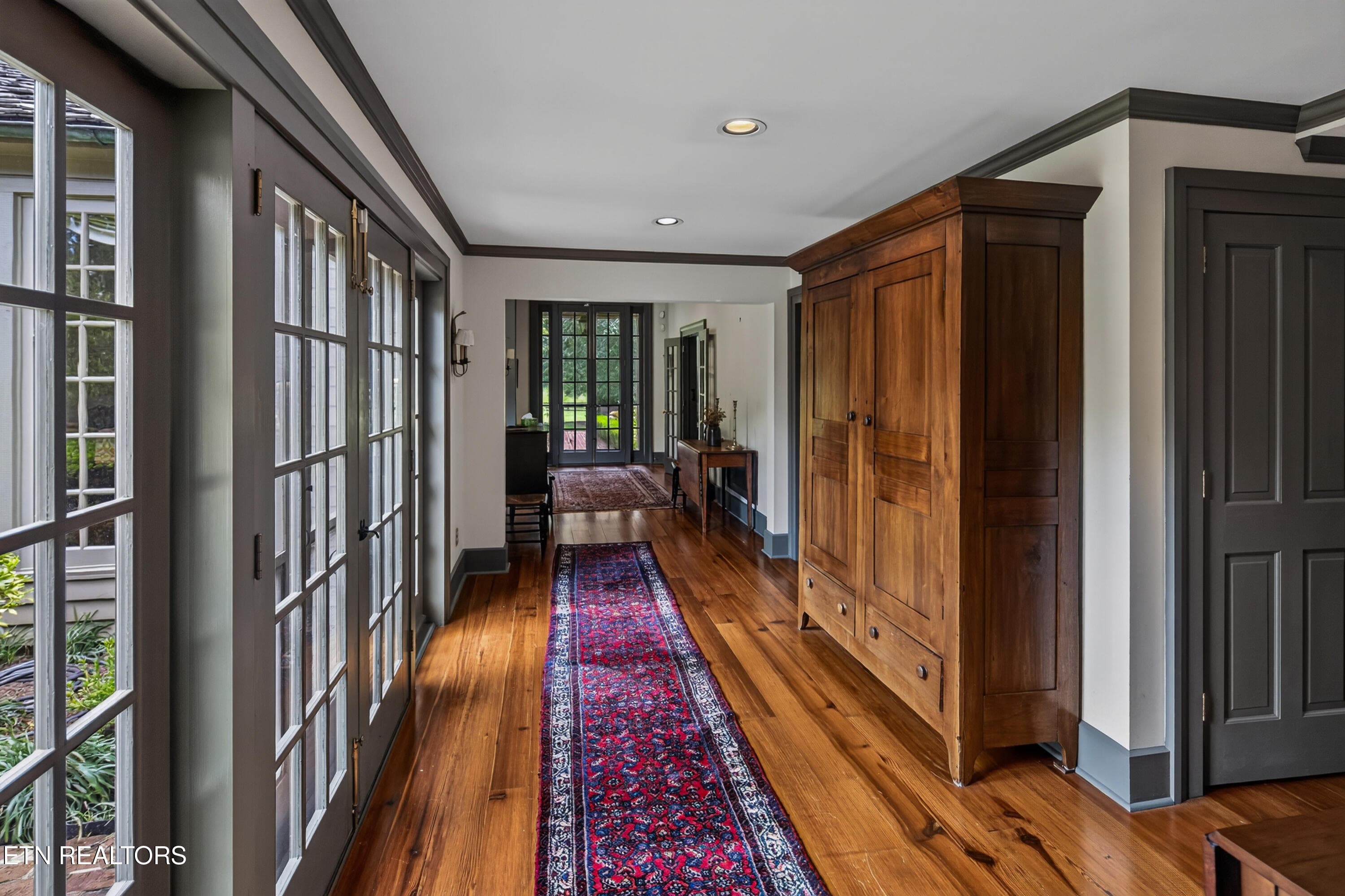 Plenty of Natural Light Throughout - 3790 Hollybrook Rd, Rockford, TN 37853