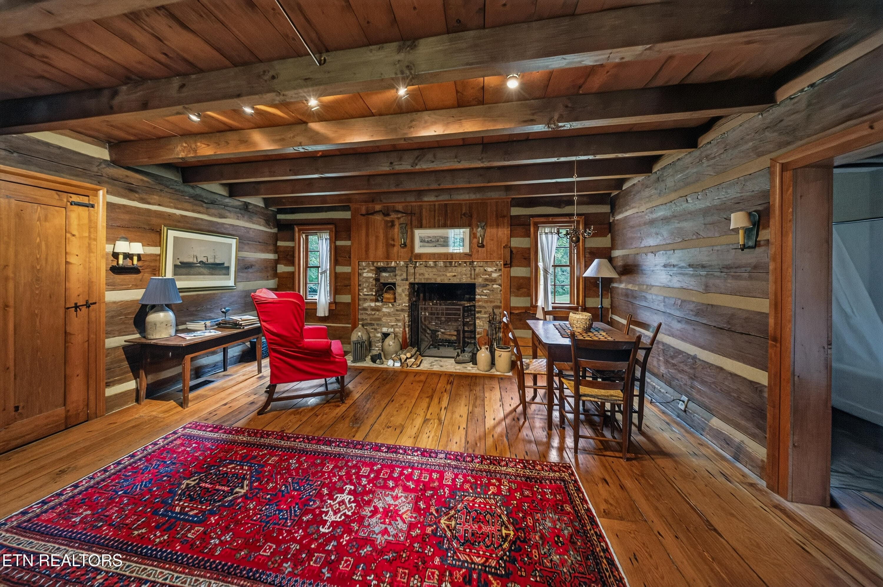 Guest quarters Living Space - 3790 Hollybrook Rd, Rockford, TN 37853