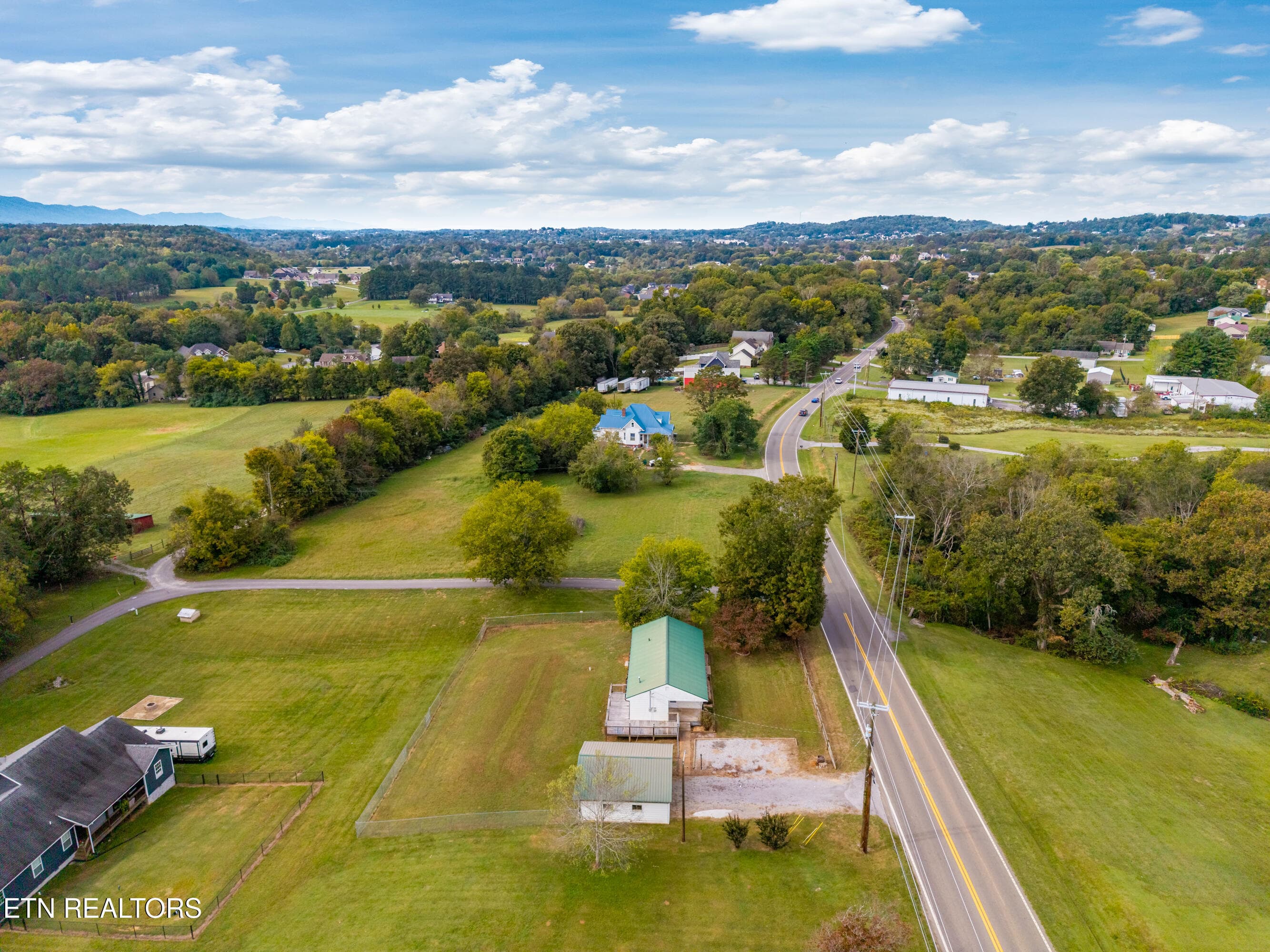 15014BoydsCreekHwy-50 - 1501 Boyds Creek Hwy, Seymour, TN 37865, Seymour