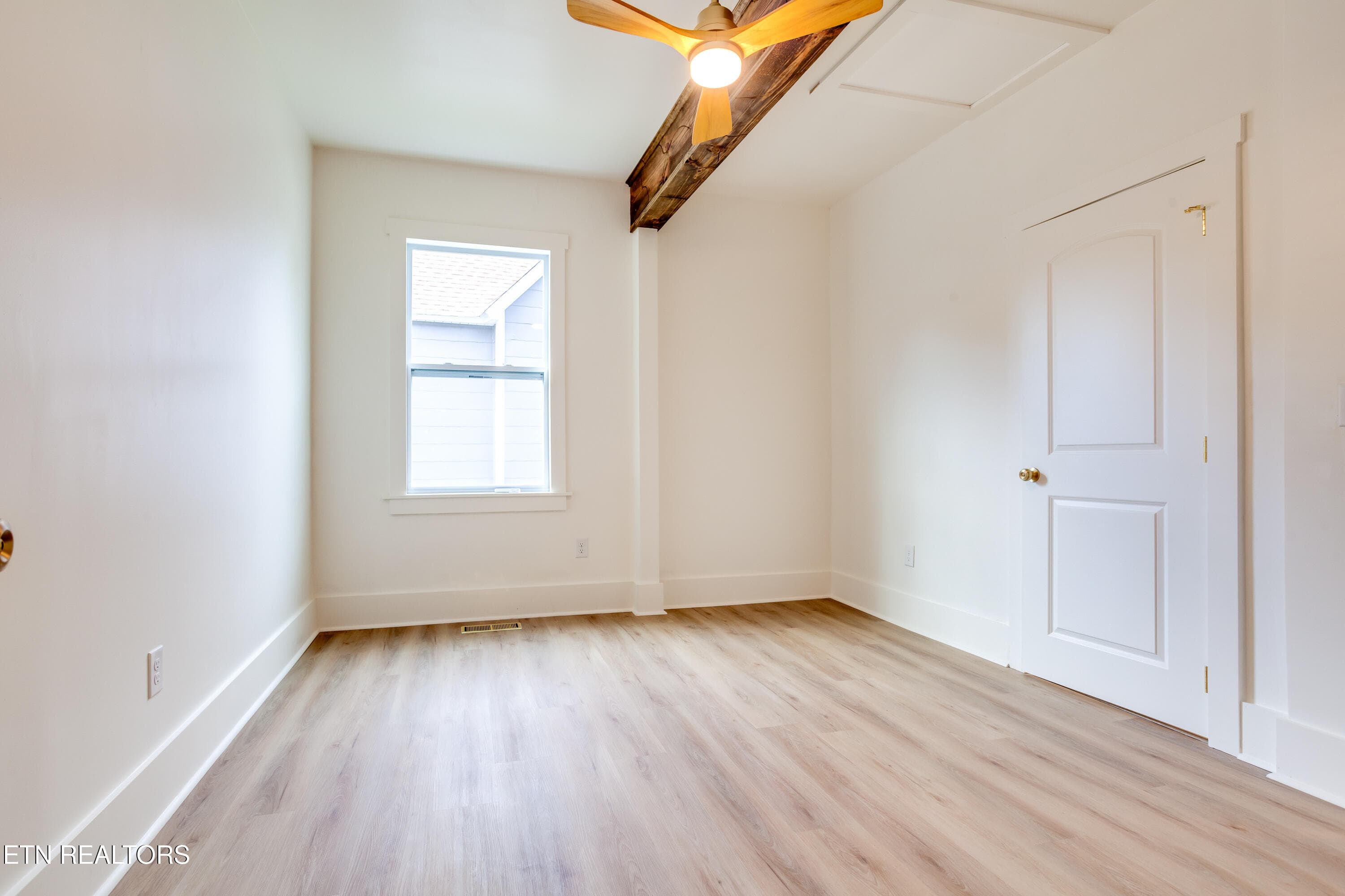 Primary Bedroom - 313 Lynnwood Drive, Knoxville, TN 37918, Knoxville