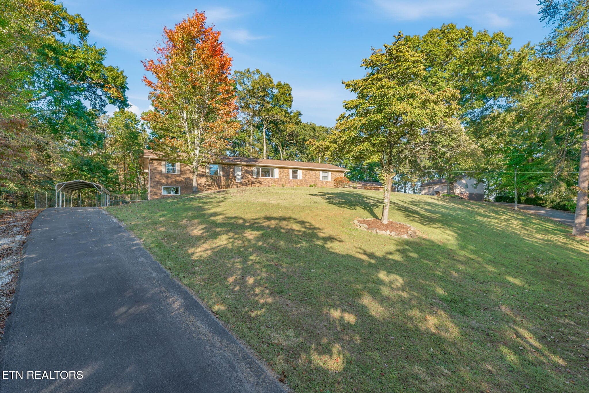 3-web-or-mls-235 Lawnville Road - 235 Lawnville Rd, Kingston, TN 37763