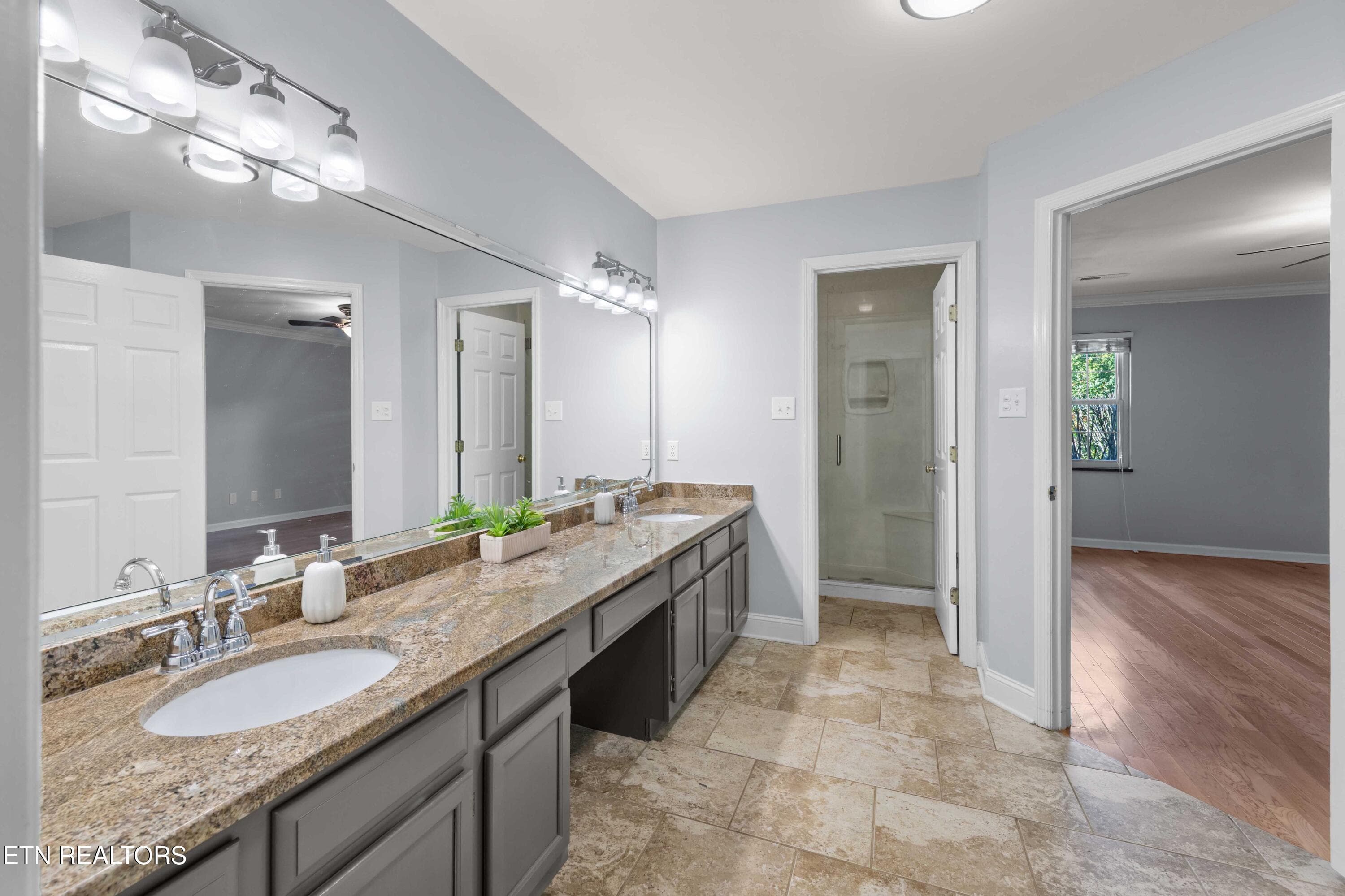 Primary Bathroom - 7359 Shalimar Point Way, Knoxville, TN 37918, Knoxville