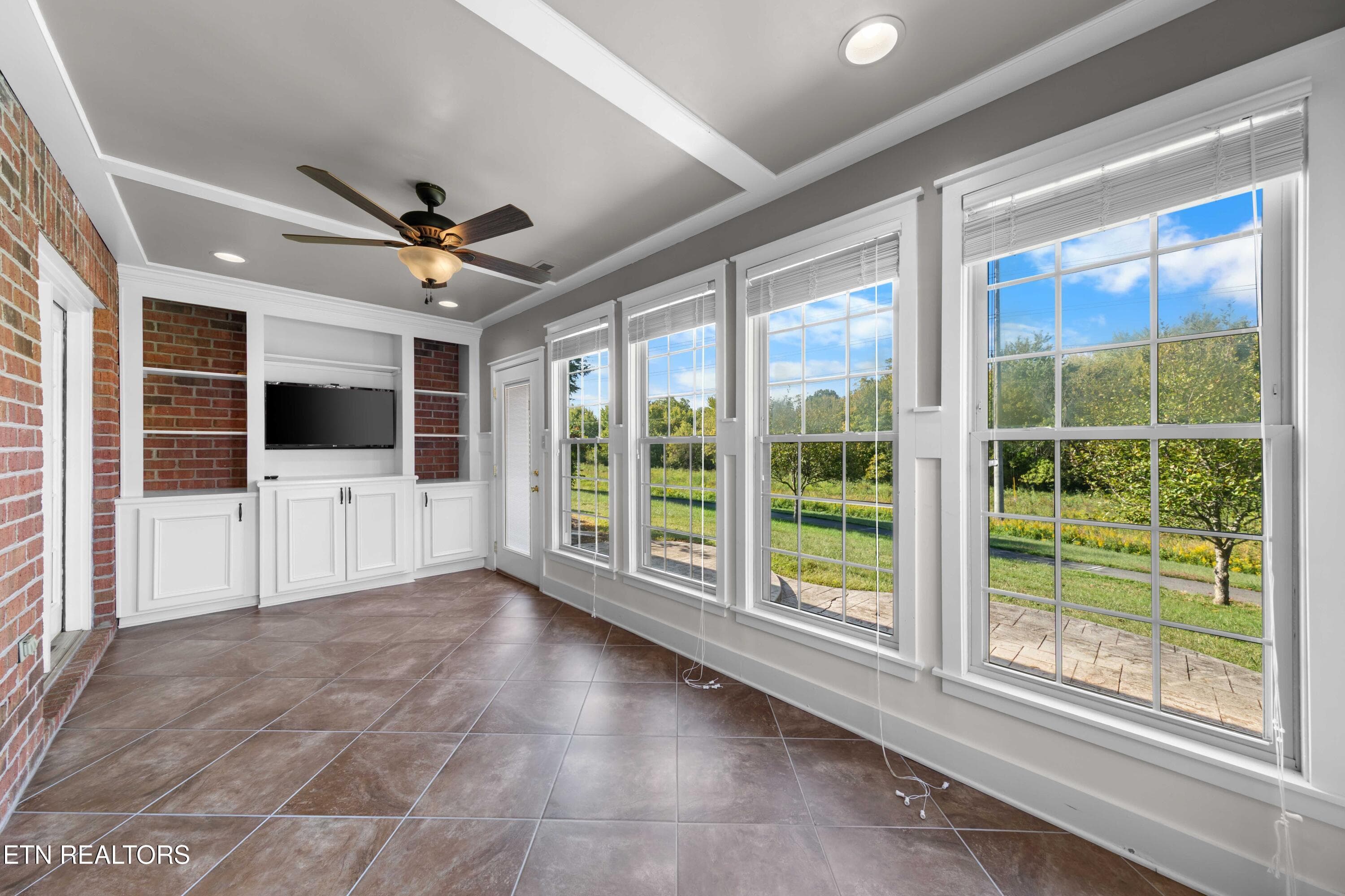 Sunroom - 7359 Shalimar Point Way, Knoxville, TN 37918, Knoxville