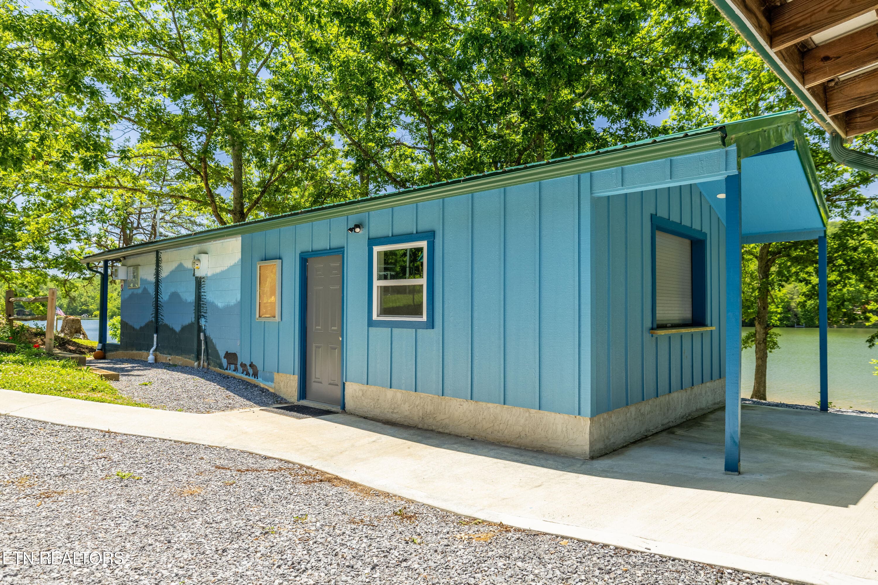 BobcatTrl-28 - 6011 Ohio St, Tallassee, TN 37878