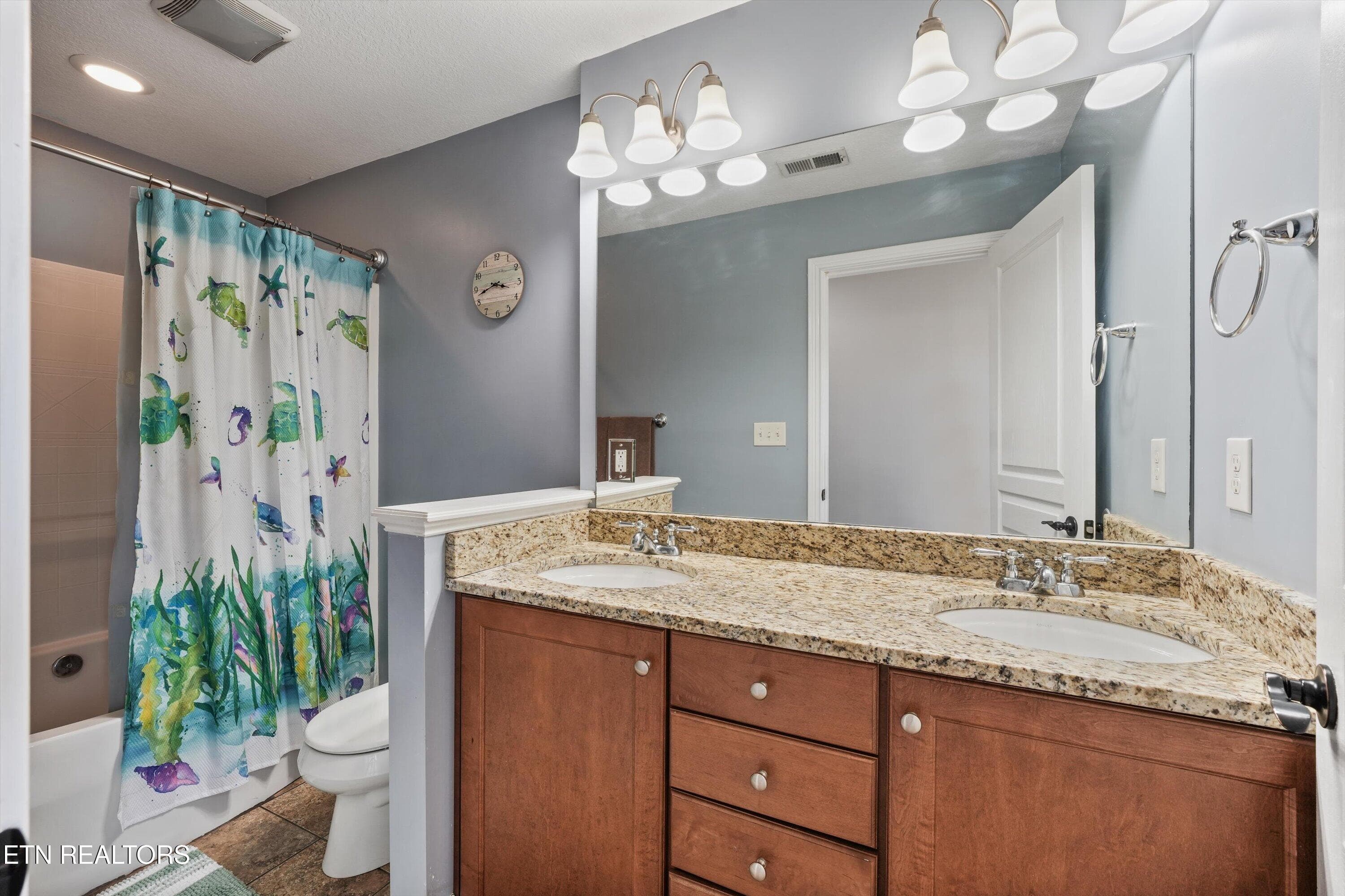 32-150 Millstone Cir 14 - 150 Millstone Circle, Clinton, TN 37716, Clinton