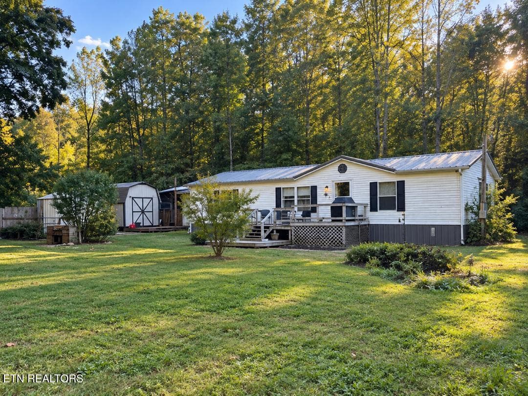 853 Whitaker Rd, New Market, TN 37820