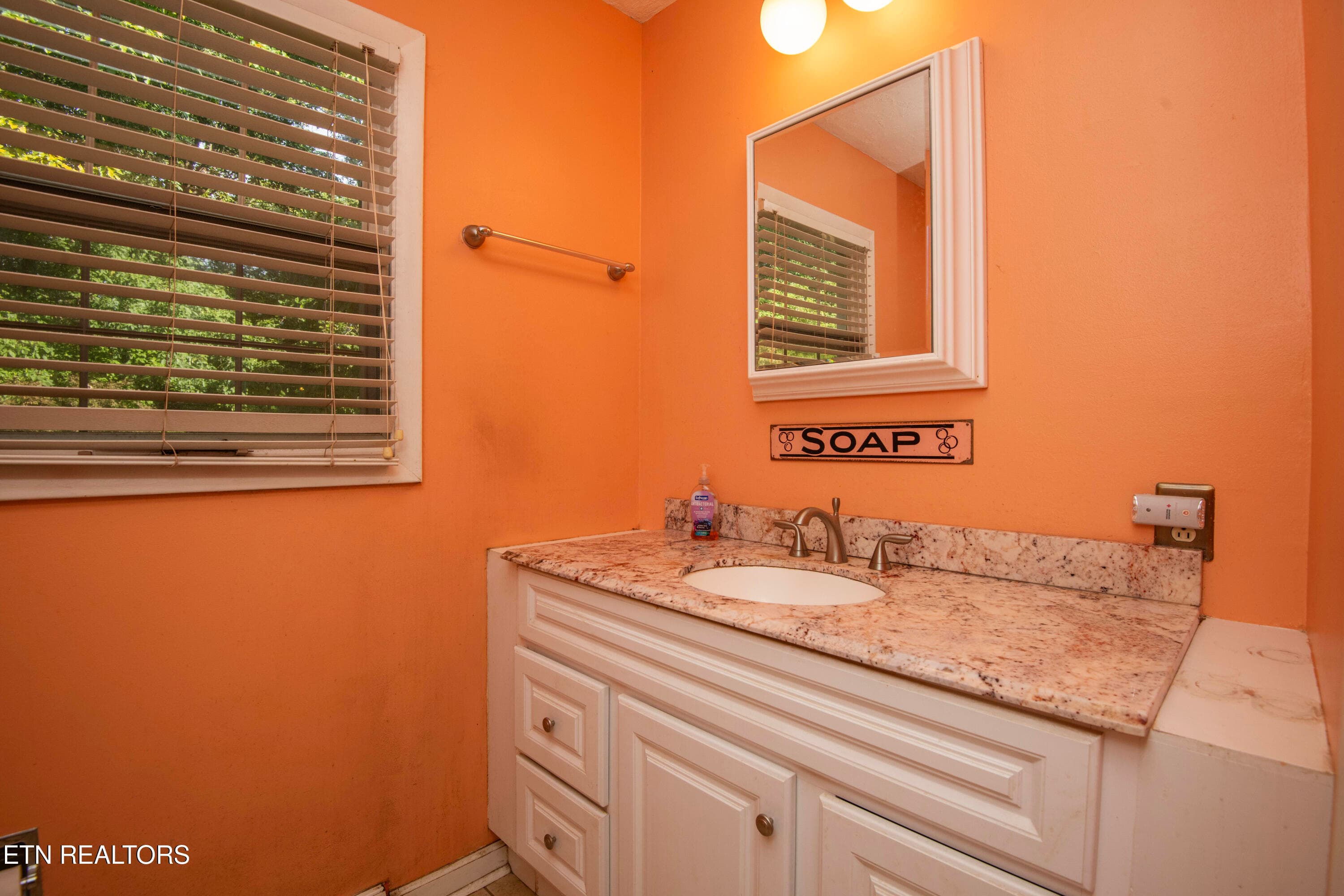 First Floor Half Bath - 7705 Twining Drive, Knoxville, TN 37919, Knoxville